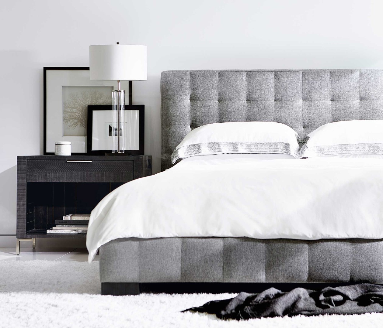Кровать Logan Square LaSalle Upholstered Bed Queen