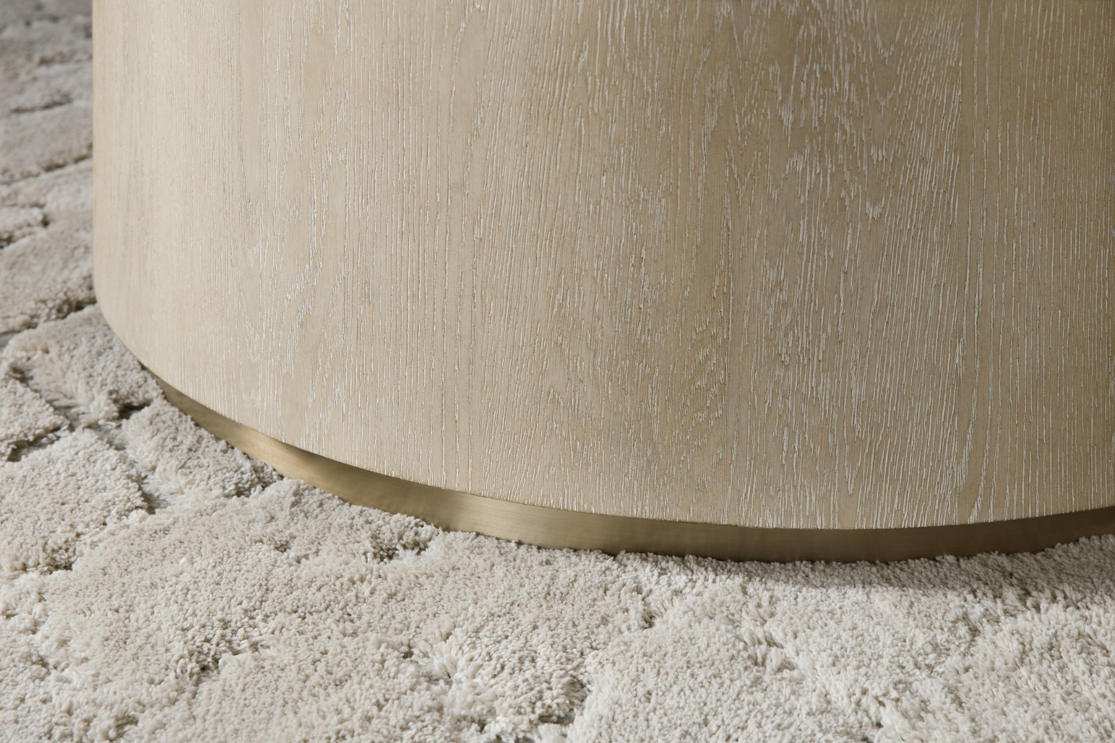 Коктейльный стол Cascade Cocktail Table