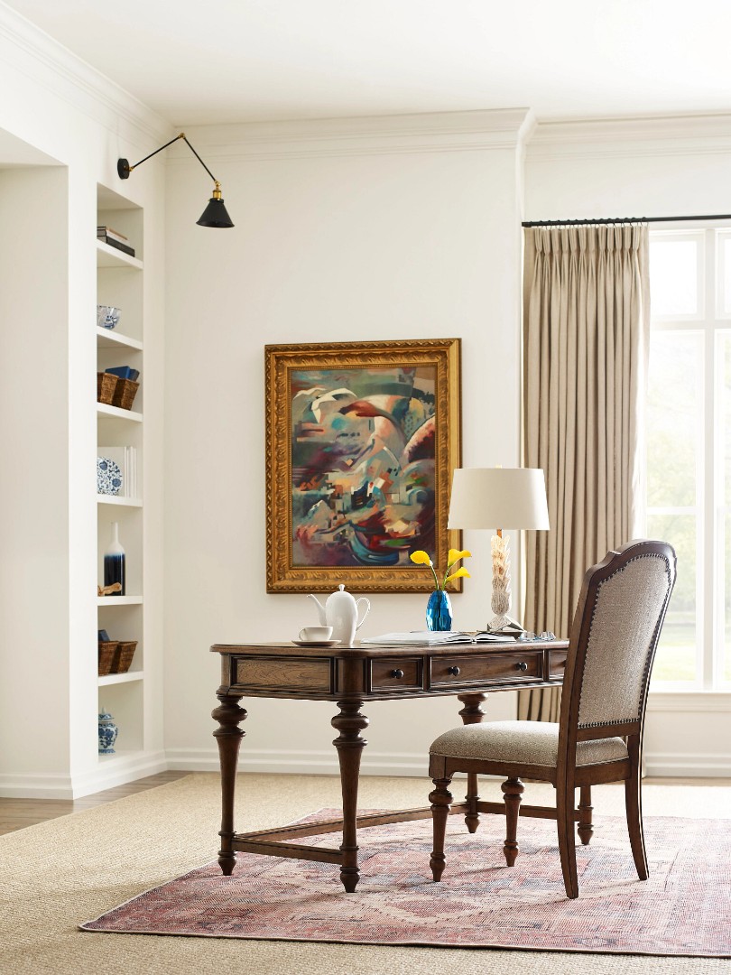 Стол письменный