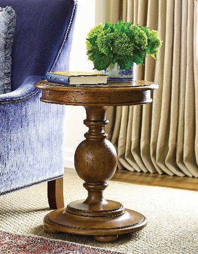 Столик придиванный