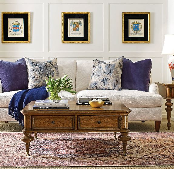 Столик журнальный