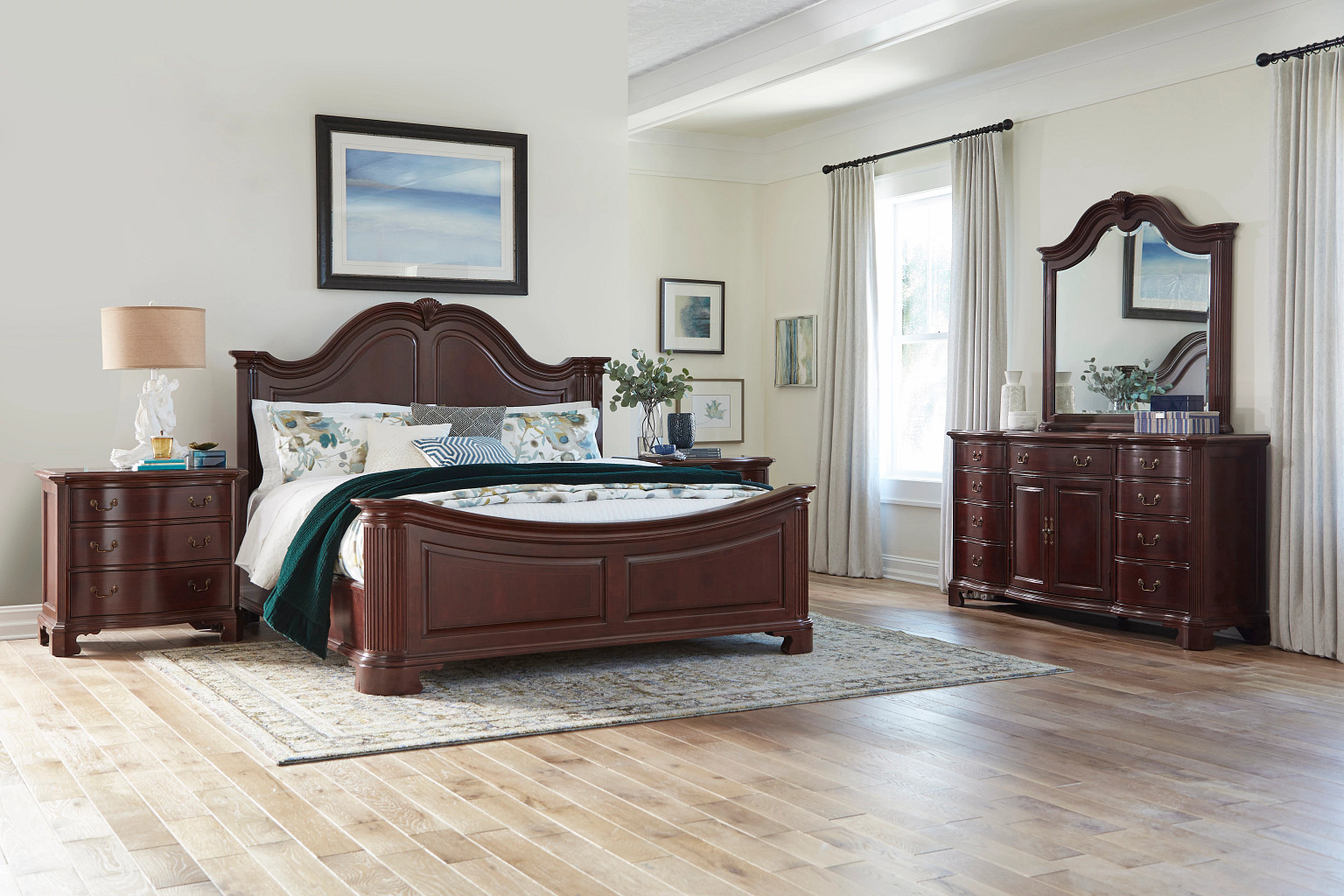 Комод DOOR TRIPLE DRESSER