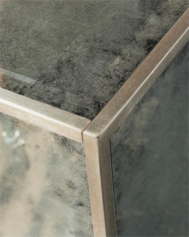 Буфет Falling Branch