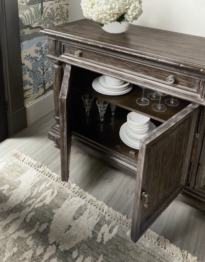 Буфет Traditions Buffet