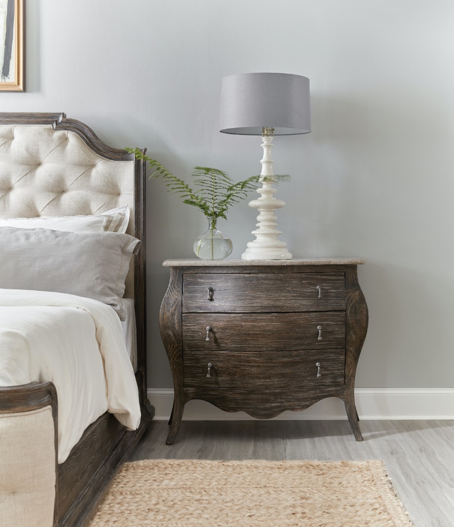 Прикроватная тумба Traditions Bachelors Chest