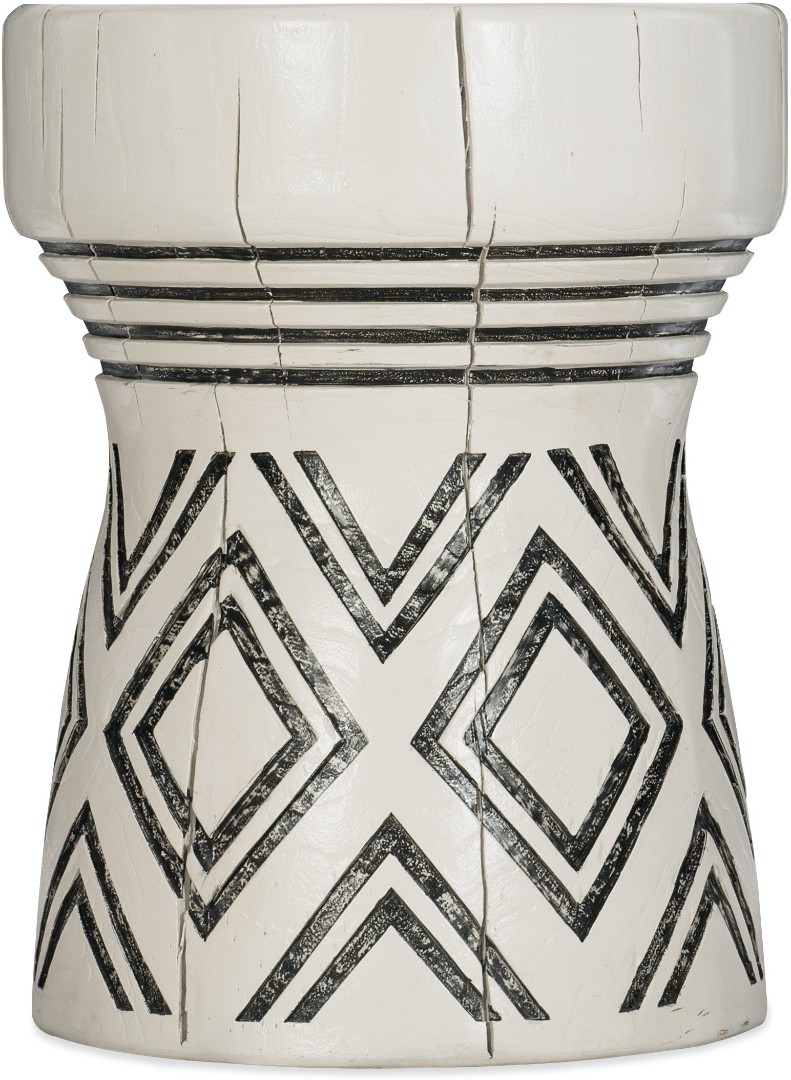 Столик придиванный Commerce & Market Carved Stump Side Table