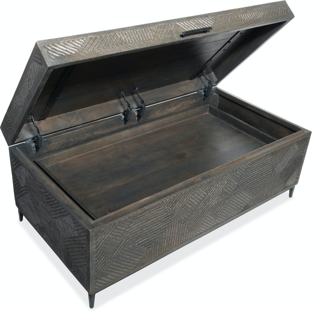 Стол коктейльный Commerce & Market Carved Chest Cocktail