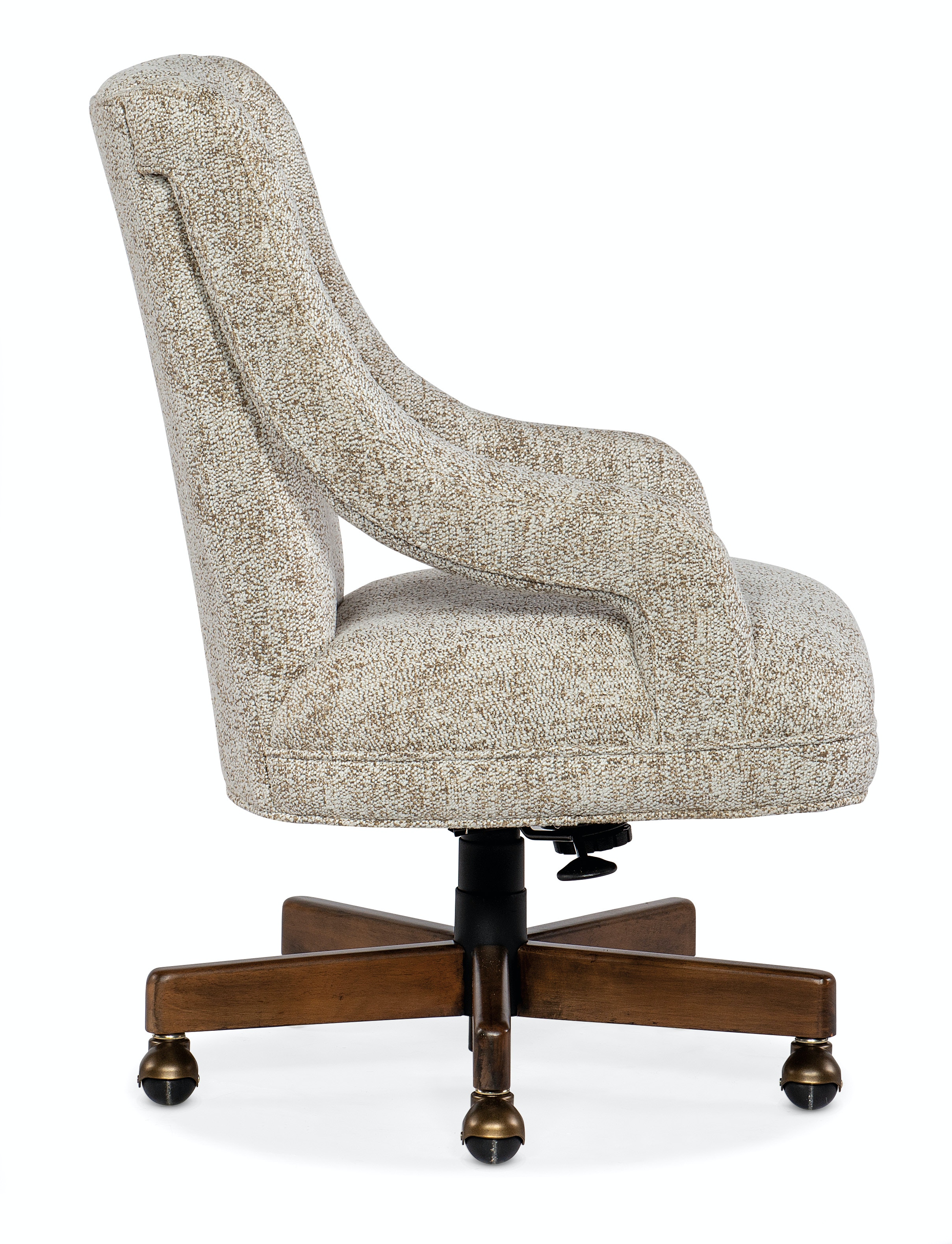 Кресло офисное Nia