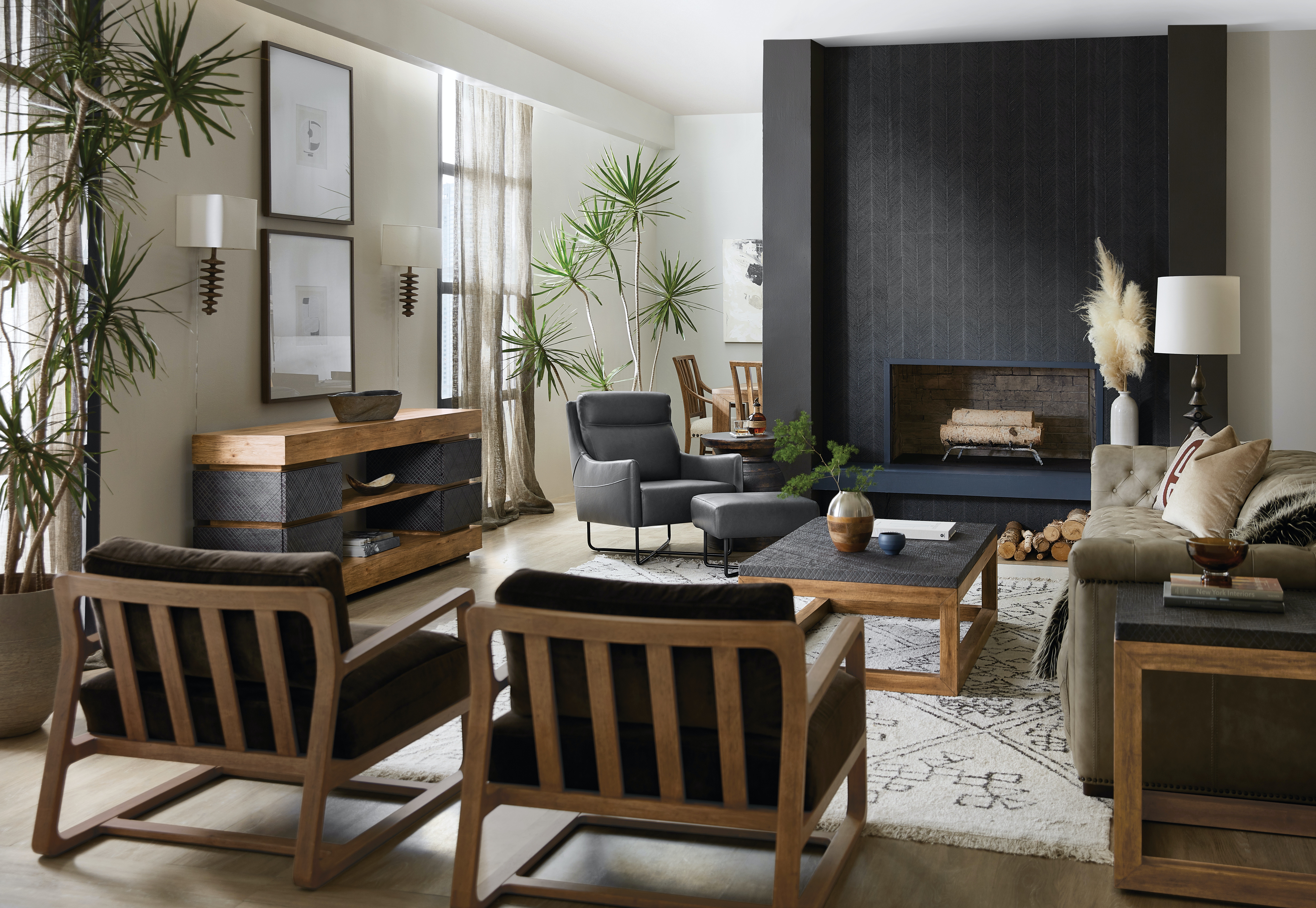 Стол придиванный