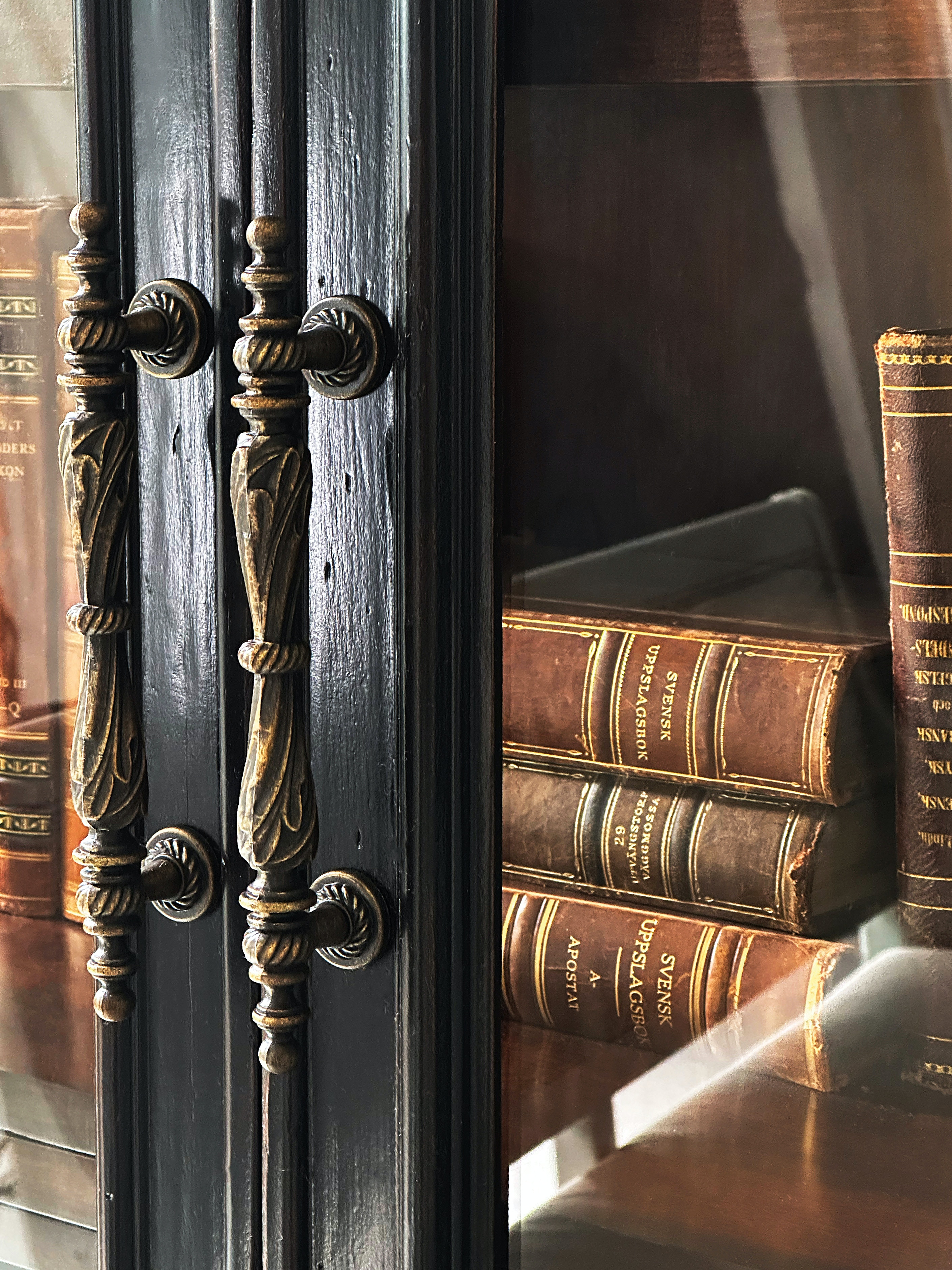 Витрина Charleston