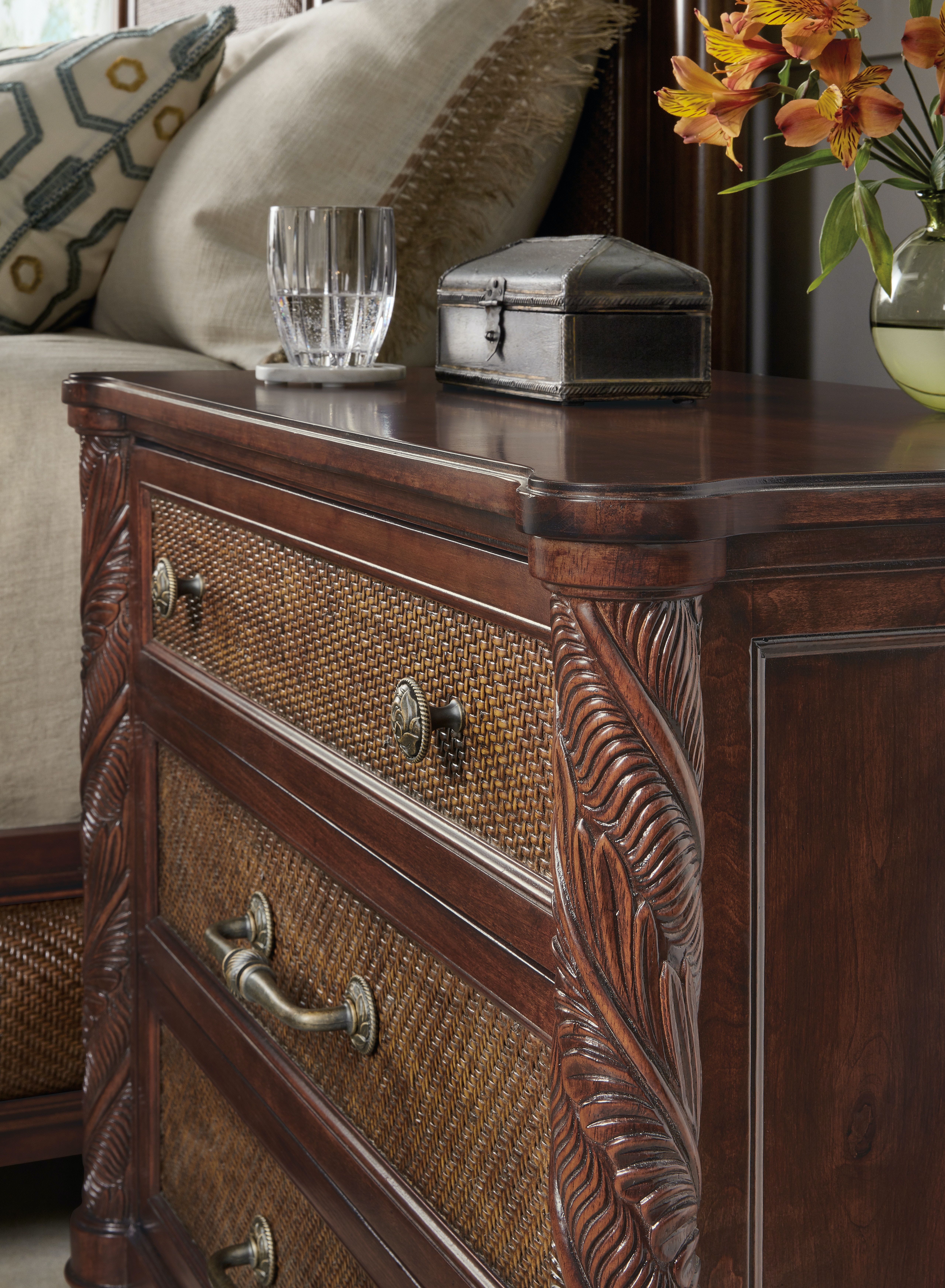 Тумба прикроватная Charleston