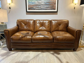 Диван кожаный SANDRO