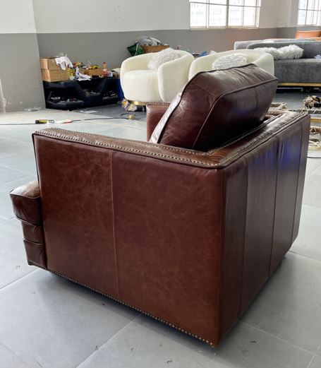 Кресло кожаное KINGSTON