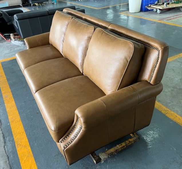 Диван кожаный EDEN