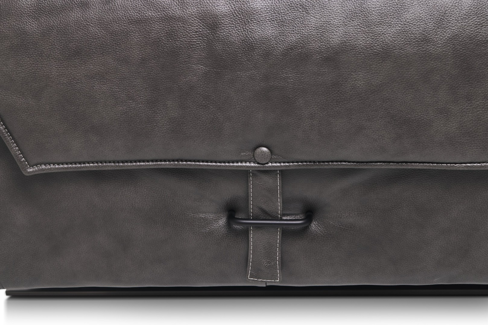 Диван кожаный VICTOR