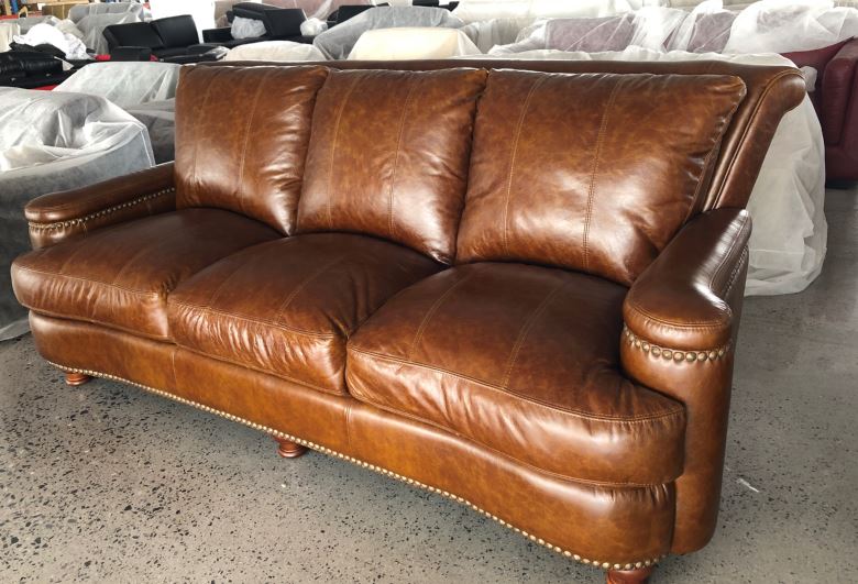 Диван кожаный NIKOLAS