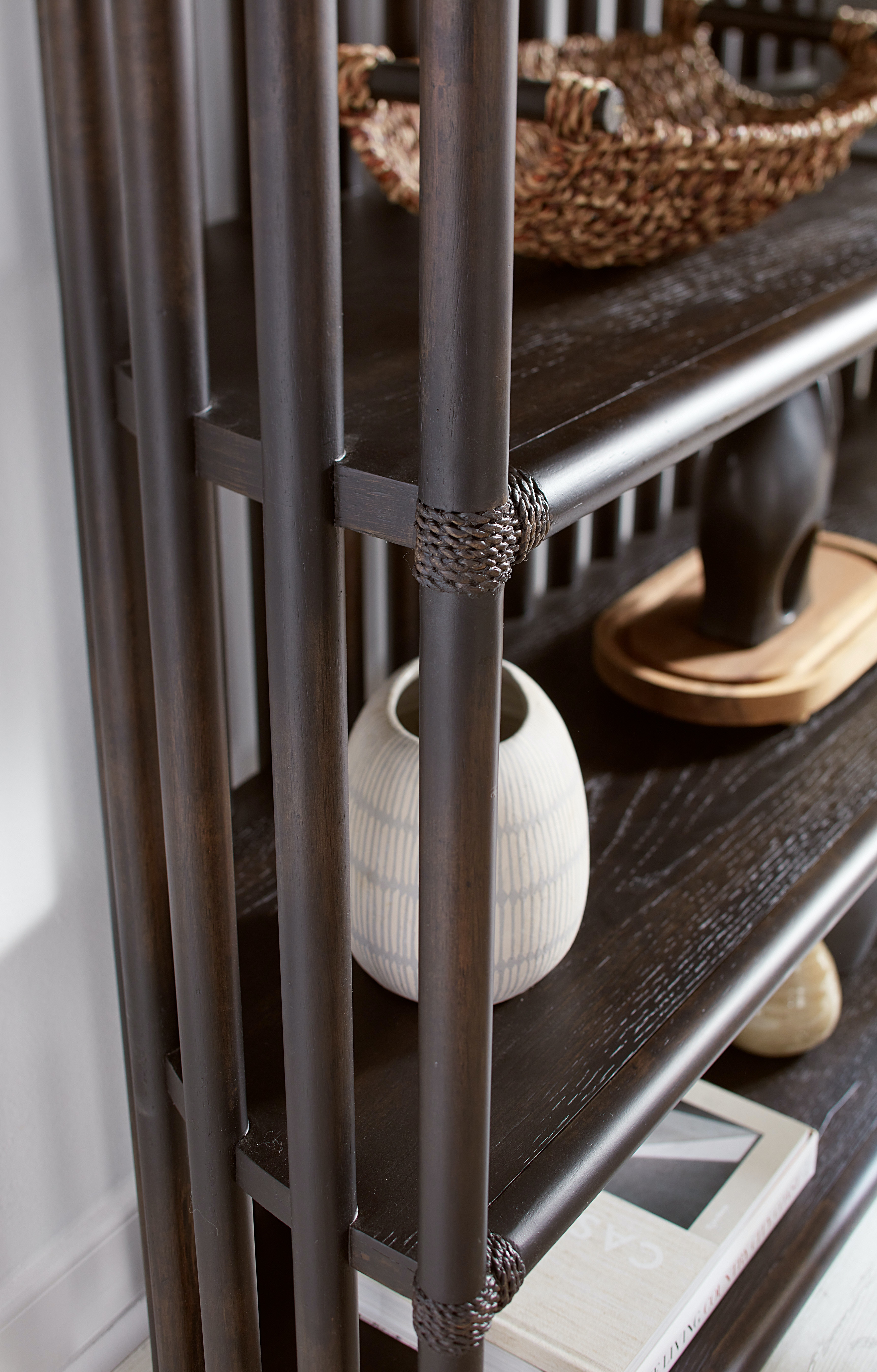 Книжный шкаф Retreat Slatted