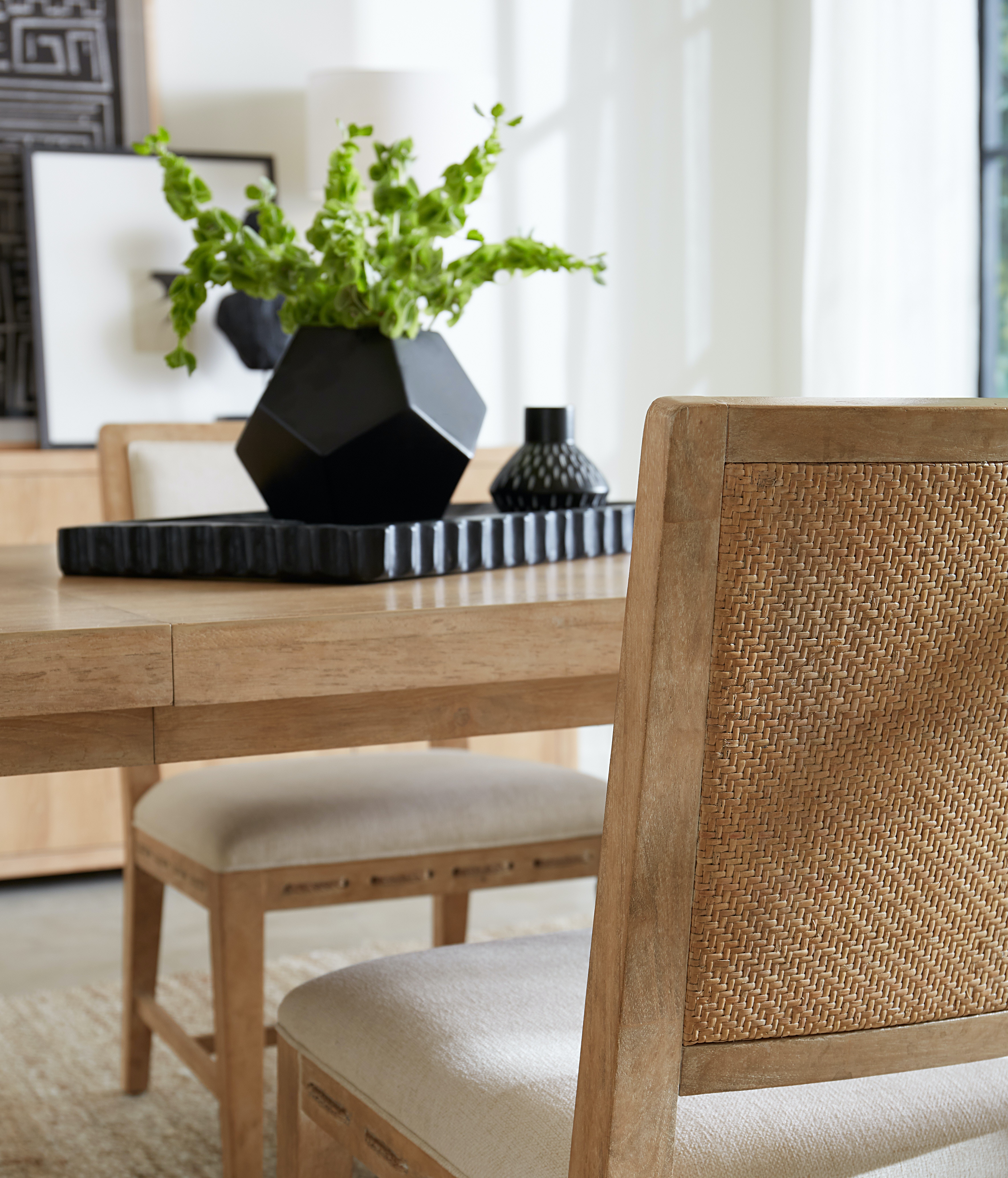 Стол обеденный раскладной Retreat