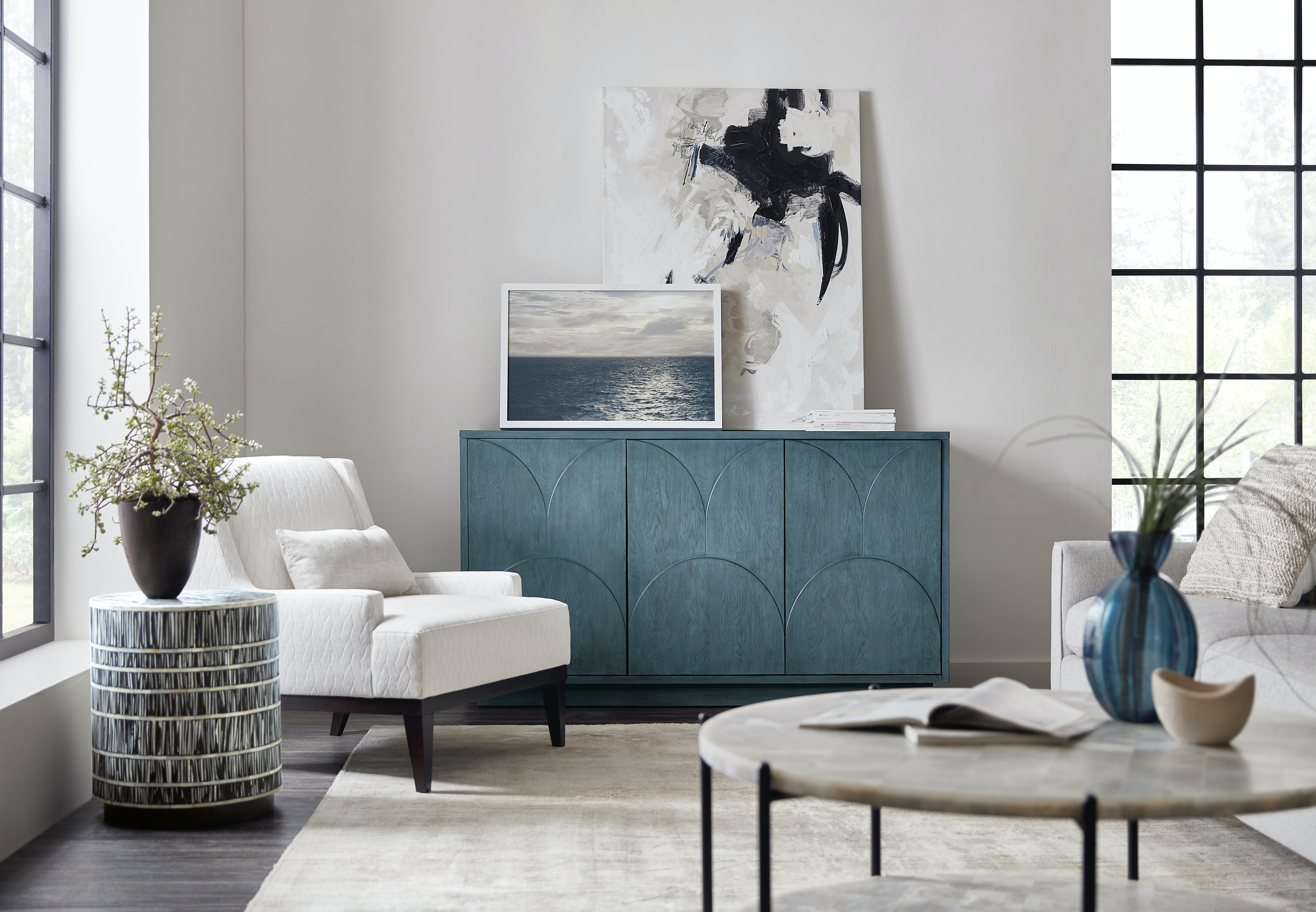 Тумба ТВ Melange Round Valley Three Door Entertainment Credenza