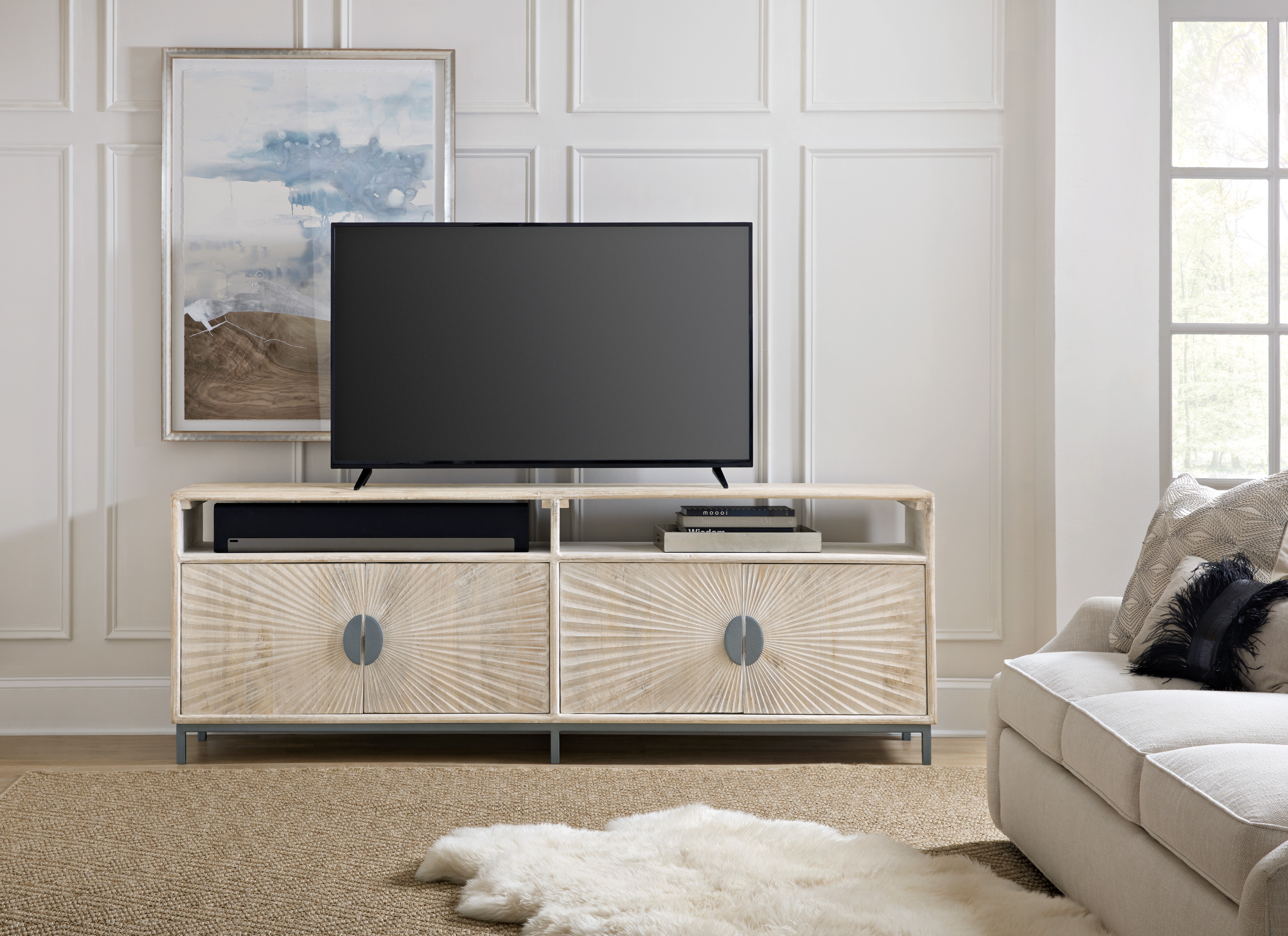 Тумба ТВ Hooker Door Entertainment Console
