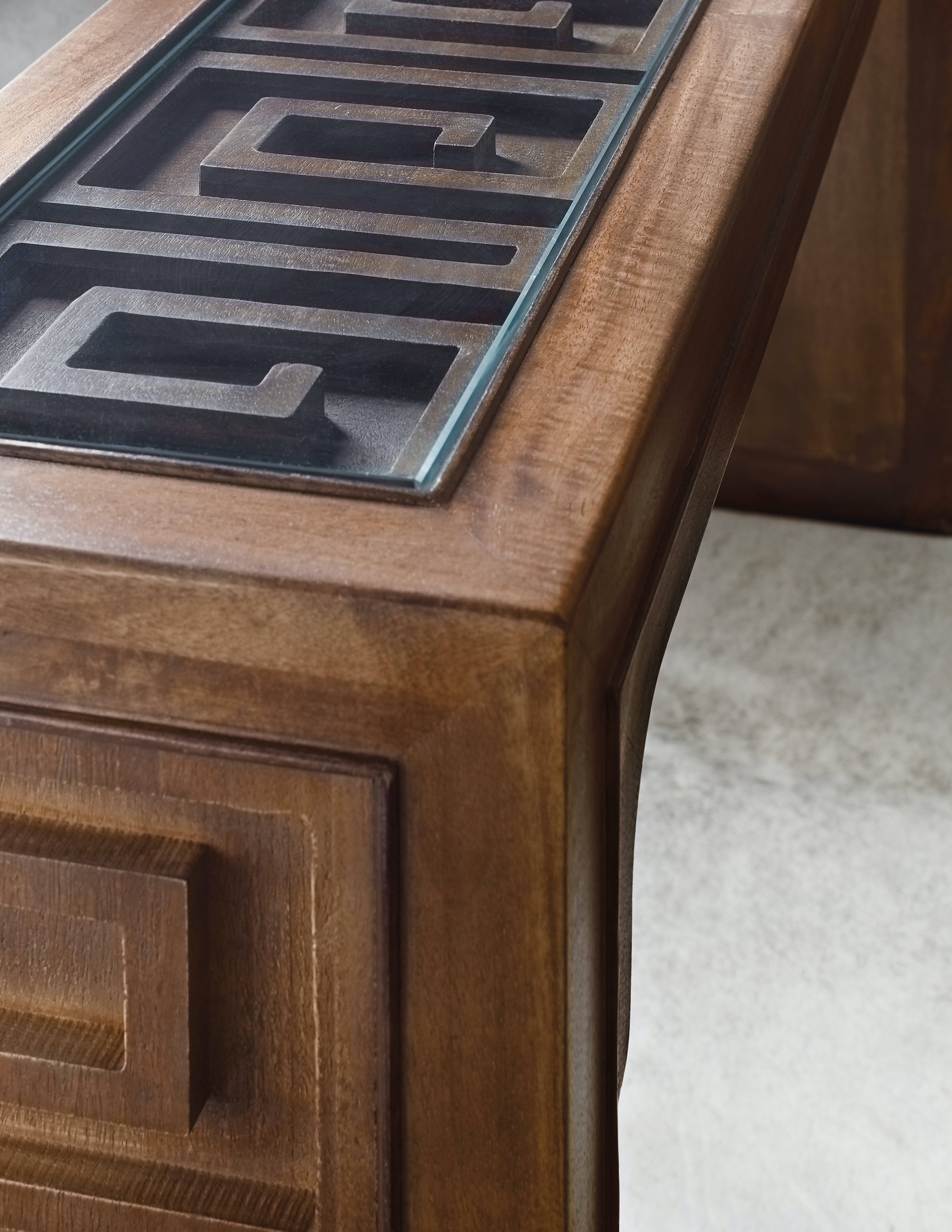 Консоль Commerce and Market Thrace Console Table