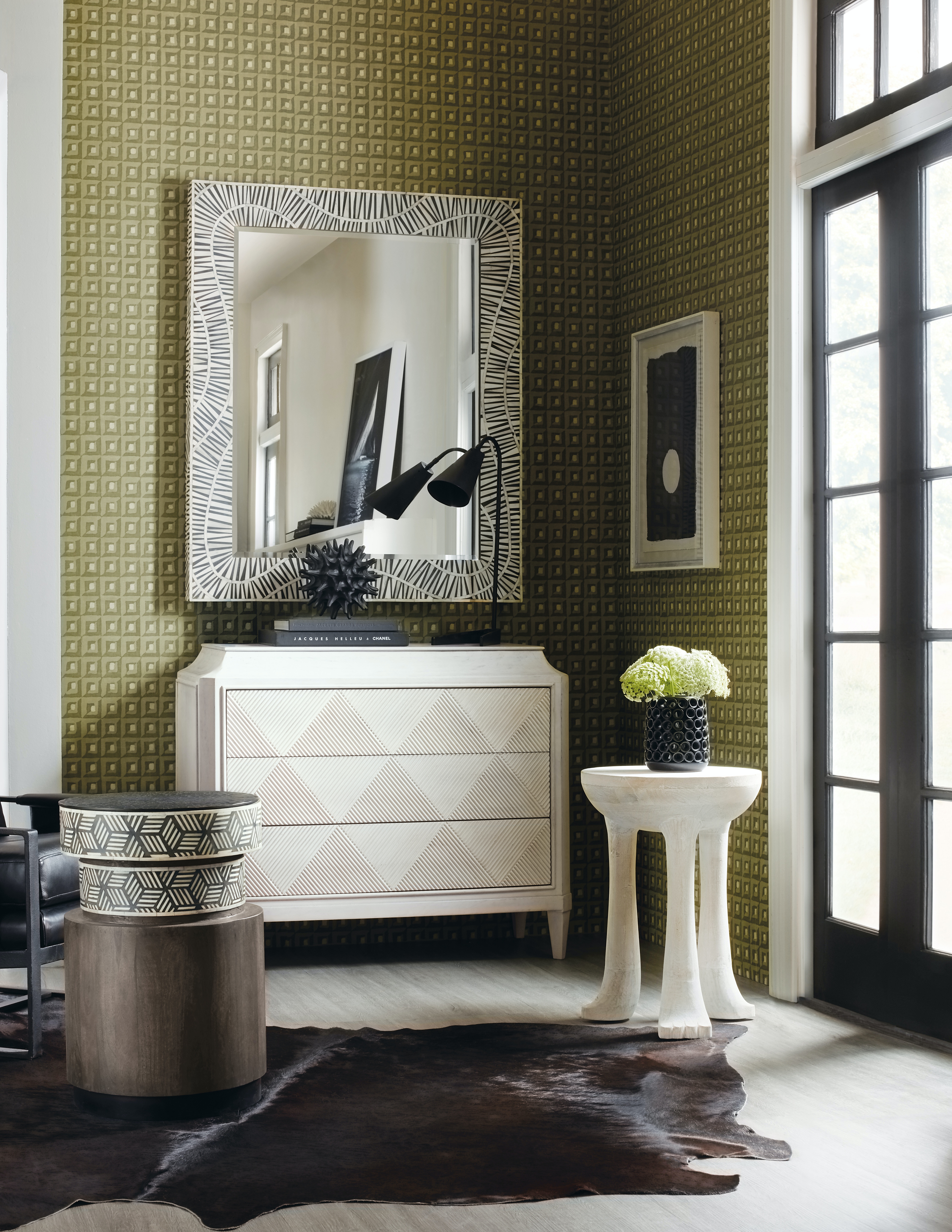 Комод Commerce and Market Argyle Three-Drawer Chest