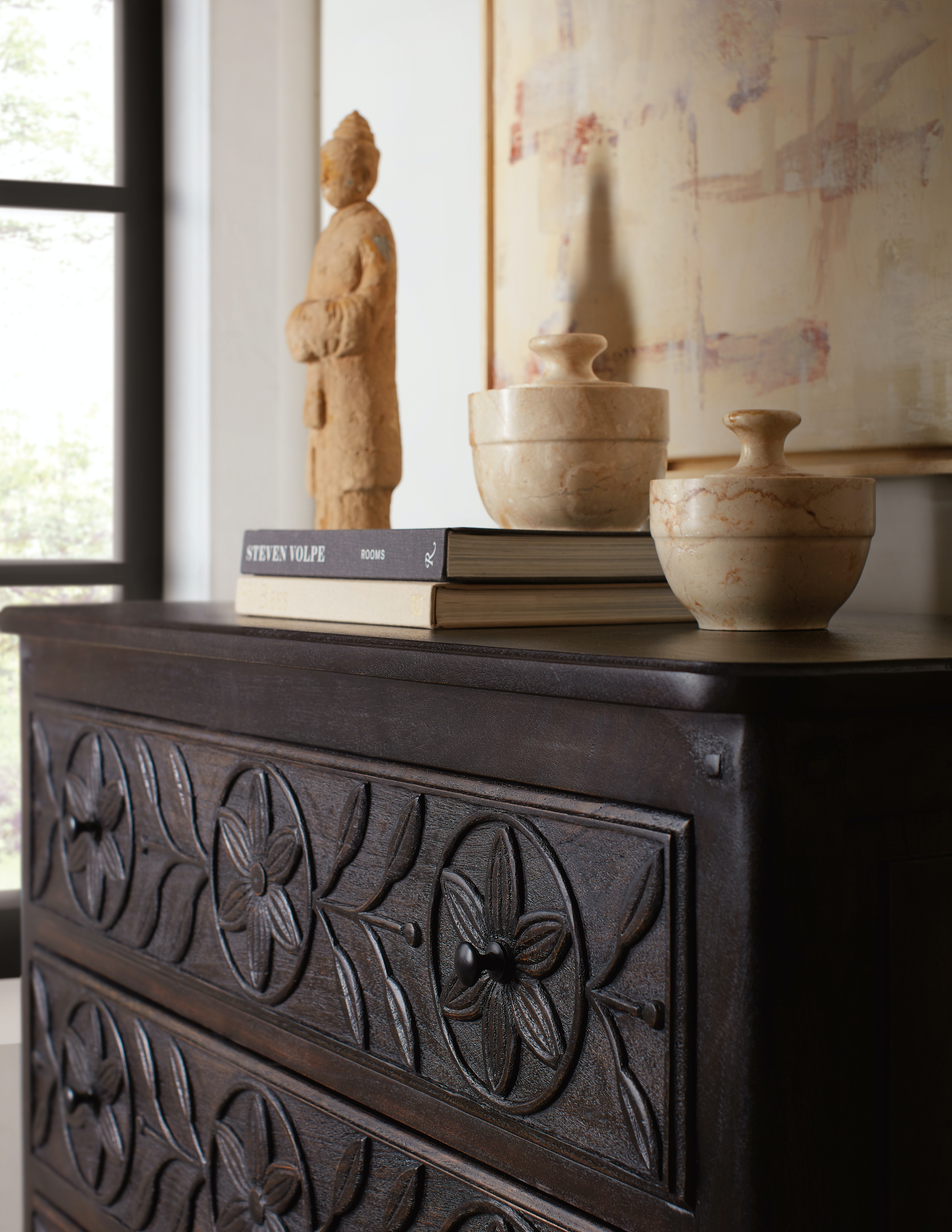 Комод Commerce and Market Flora Three-Drawer Chest