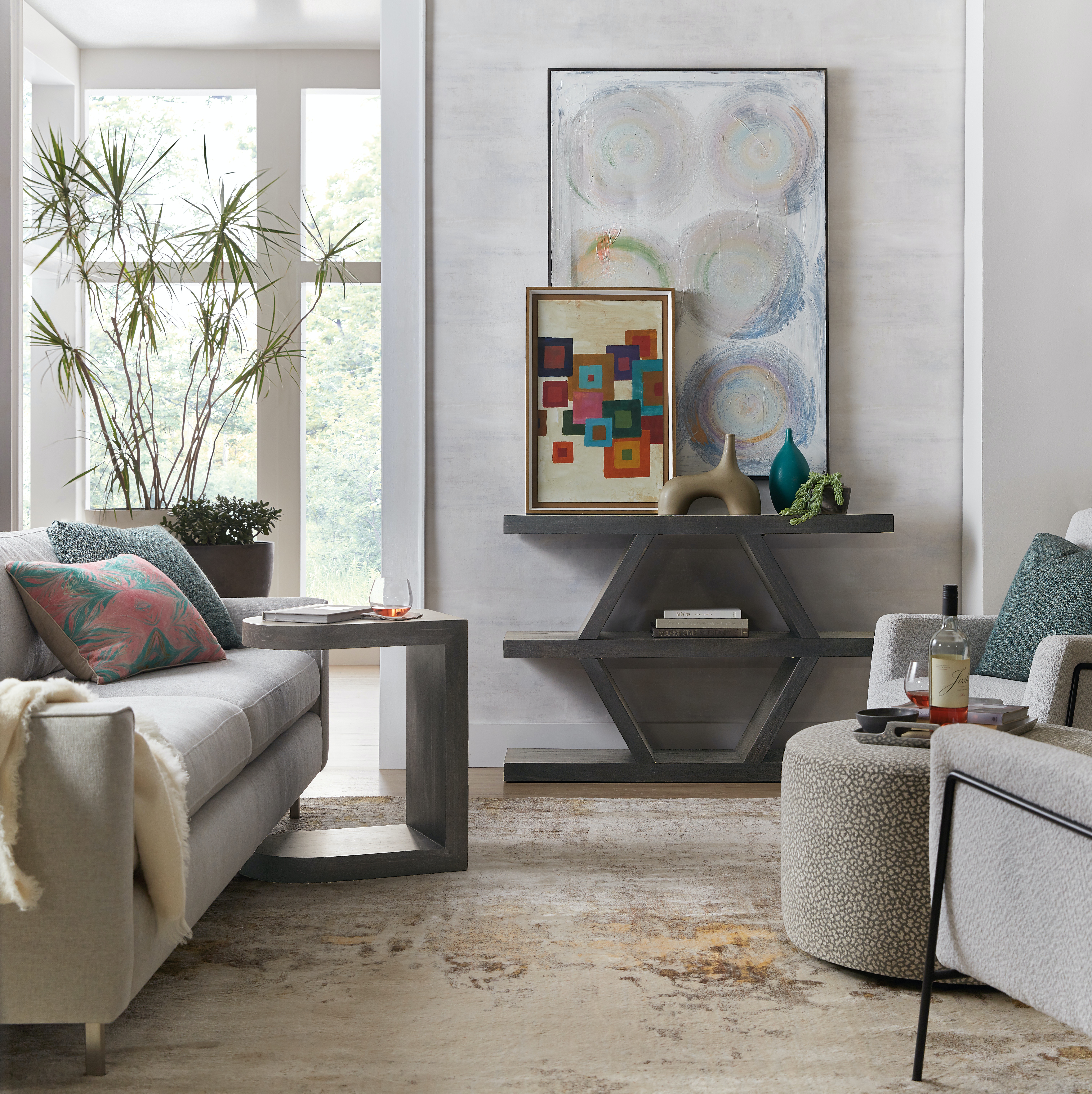 Столик придиванный Commerce & Market Accent C Table