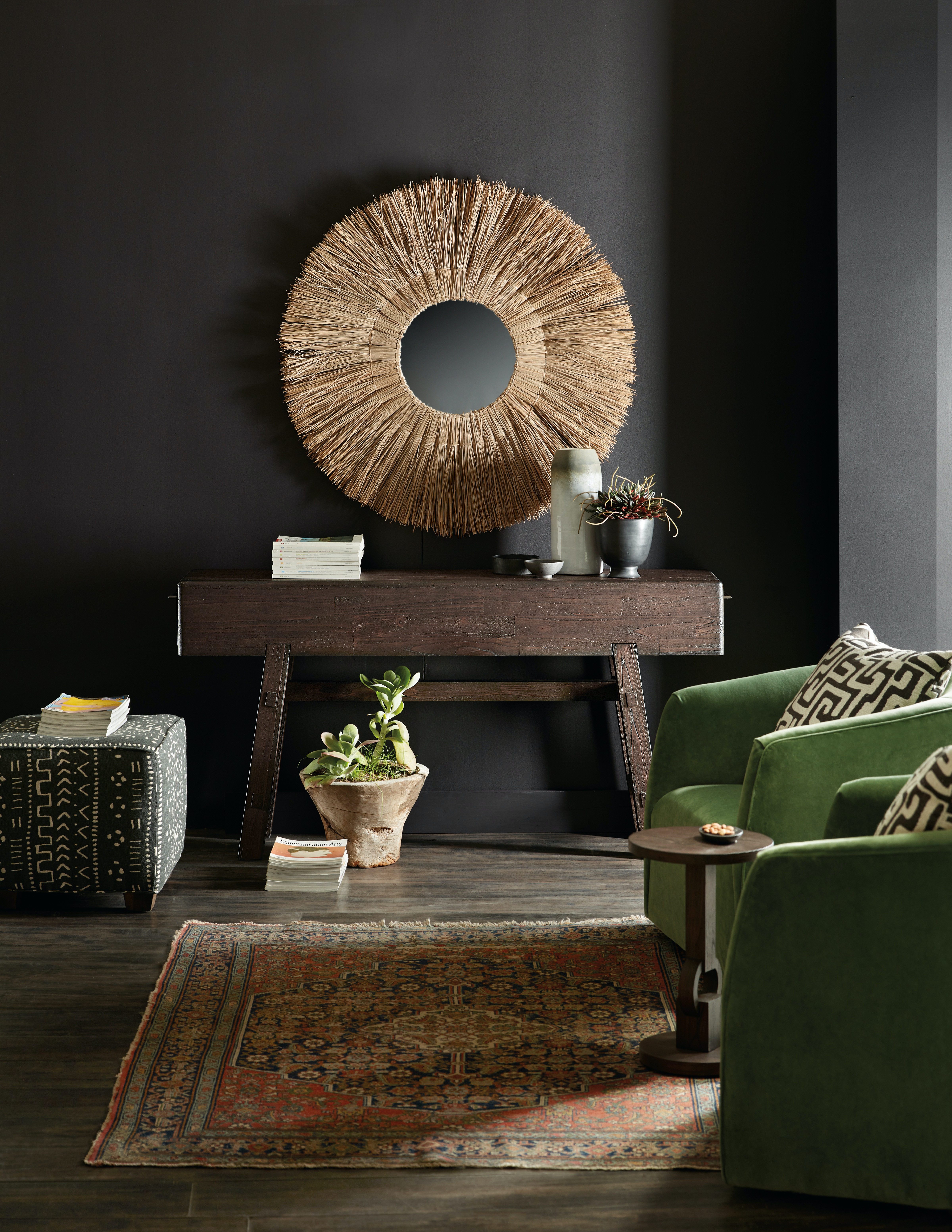 Консоль Commerce & Market Pommel Sofa Console