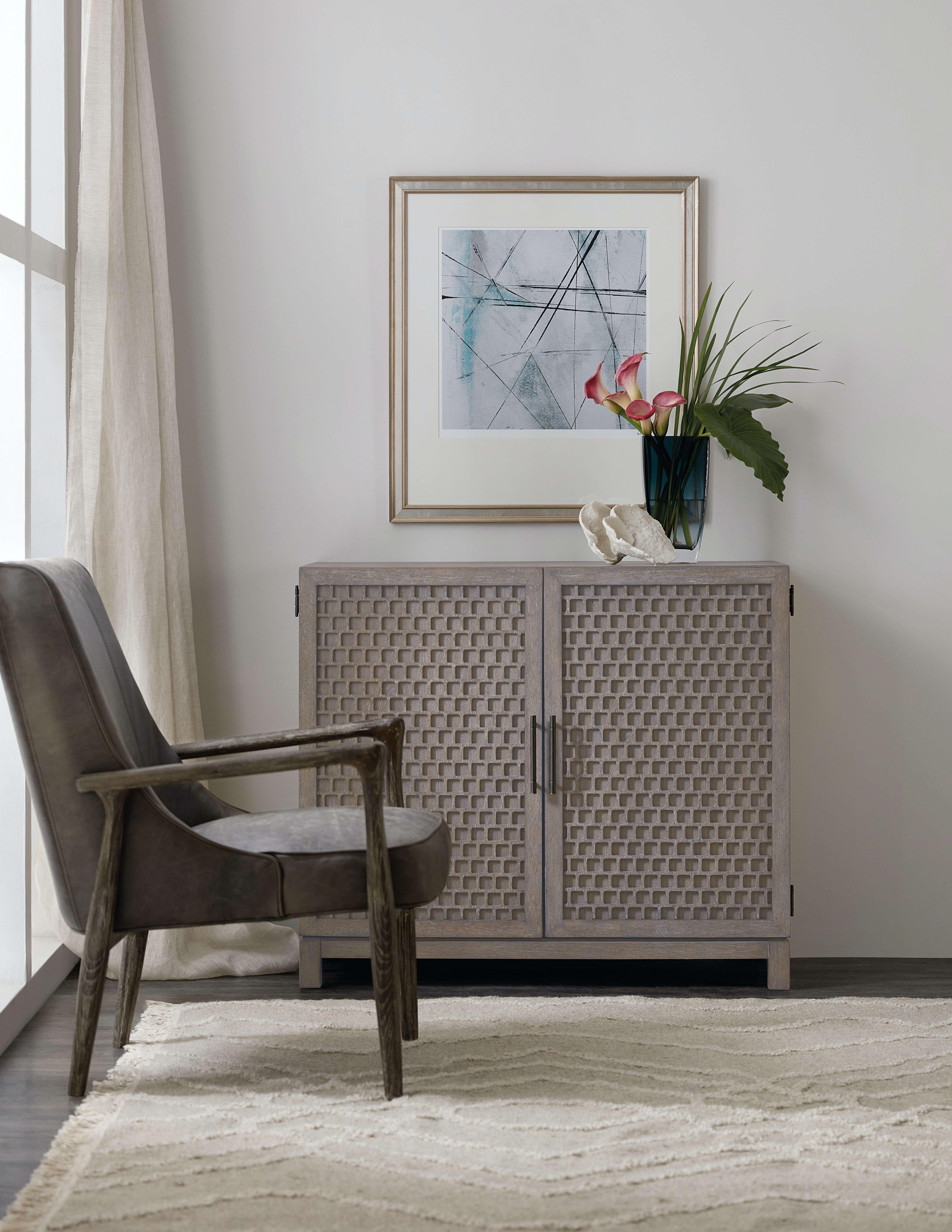 Буфет Commerce and Market Two-Door Chest