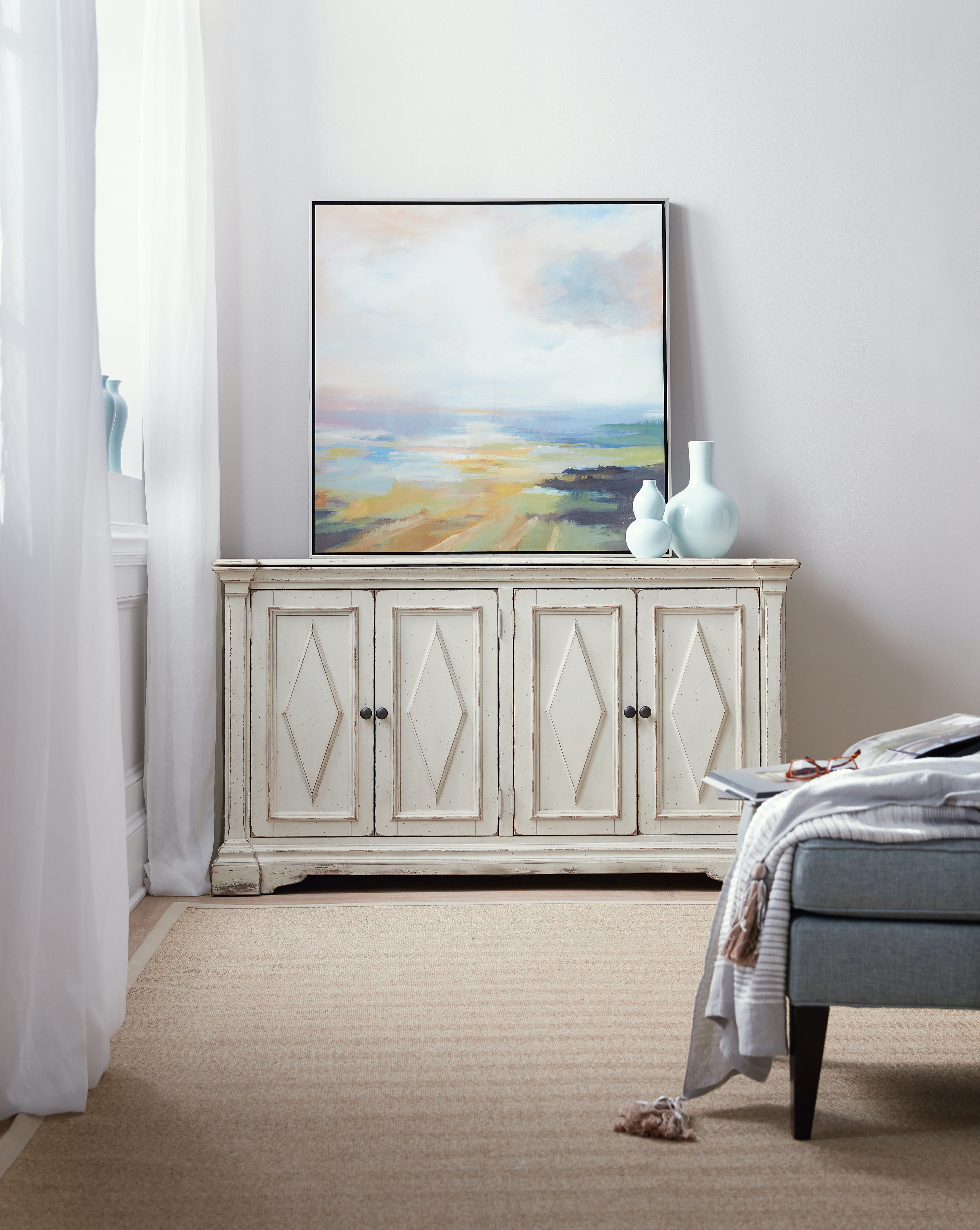 Буфет Commerce and Market Four-Door Cabinet