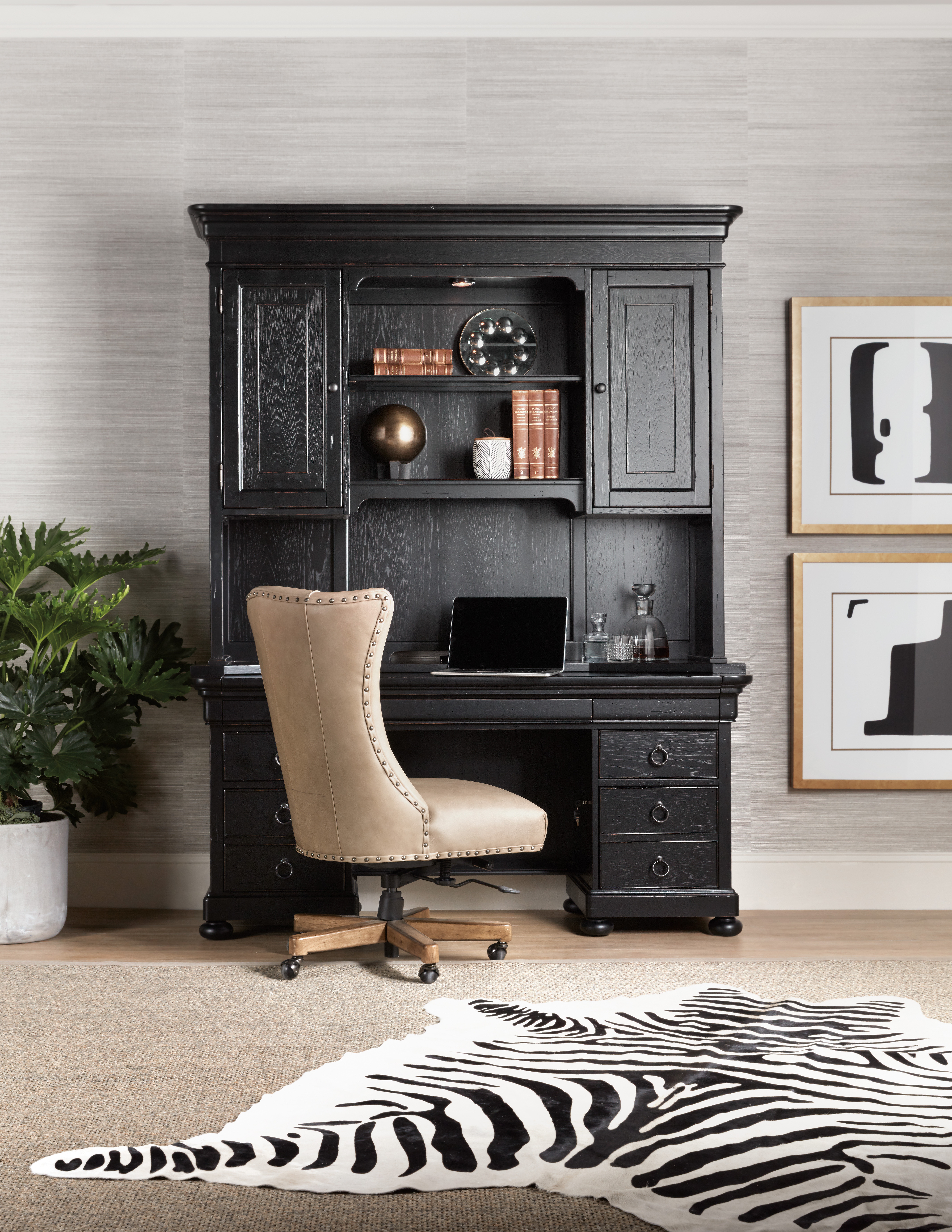 Стол компьютерный Bristowe Computer Credenza