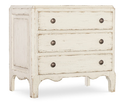 Тумба прикроватная Americana Three-Drawer Nightstand