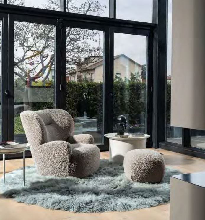 Кресло + пуфик BARON