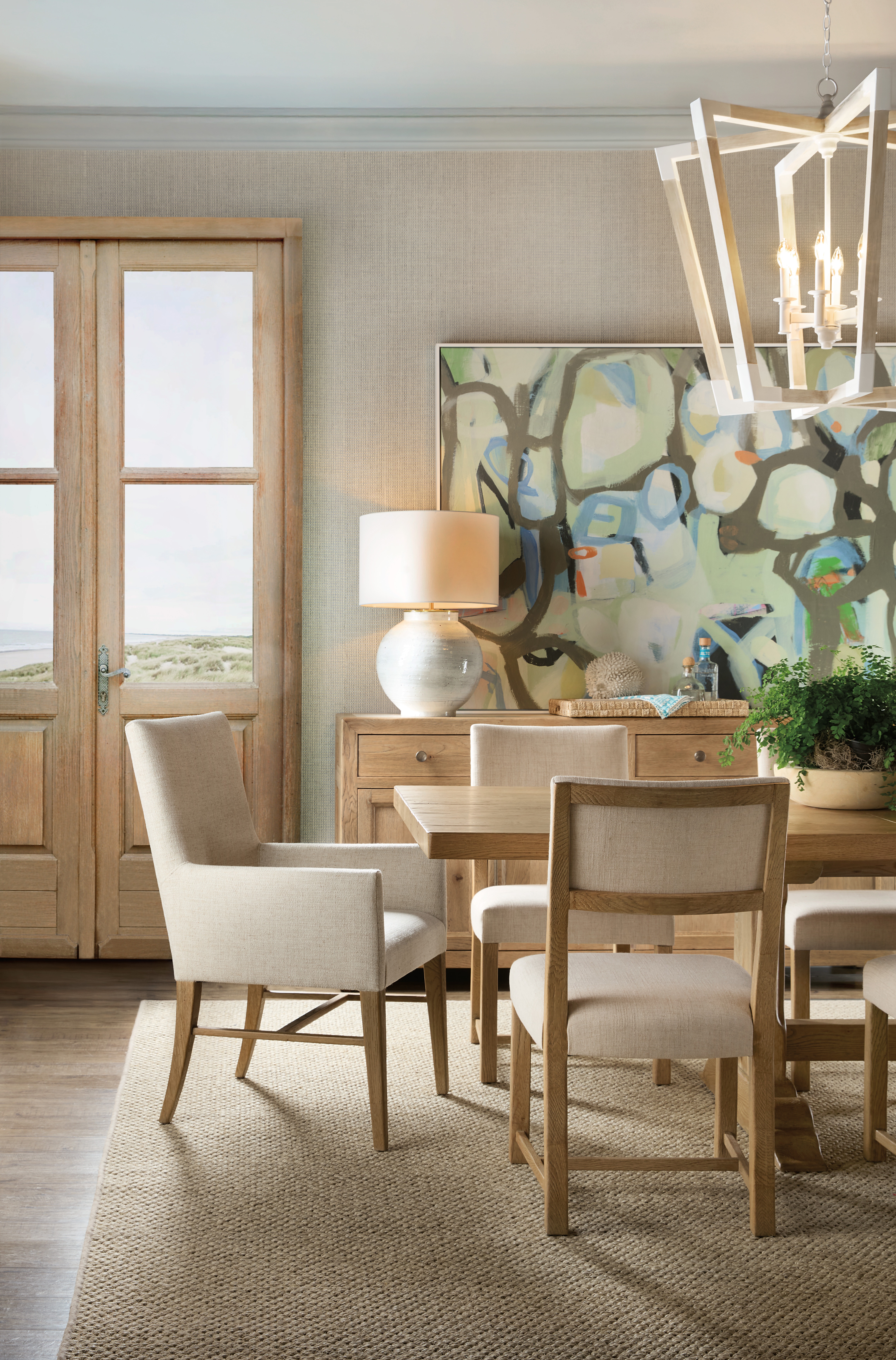 Стул мягкий с подлокотниками Driftwood, светлое дерево