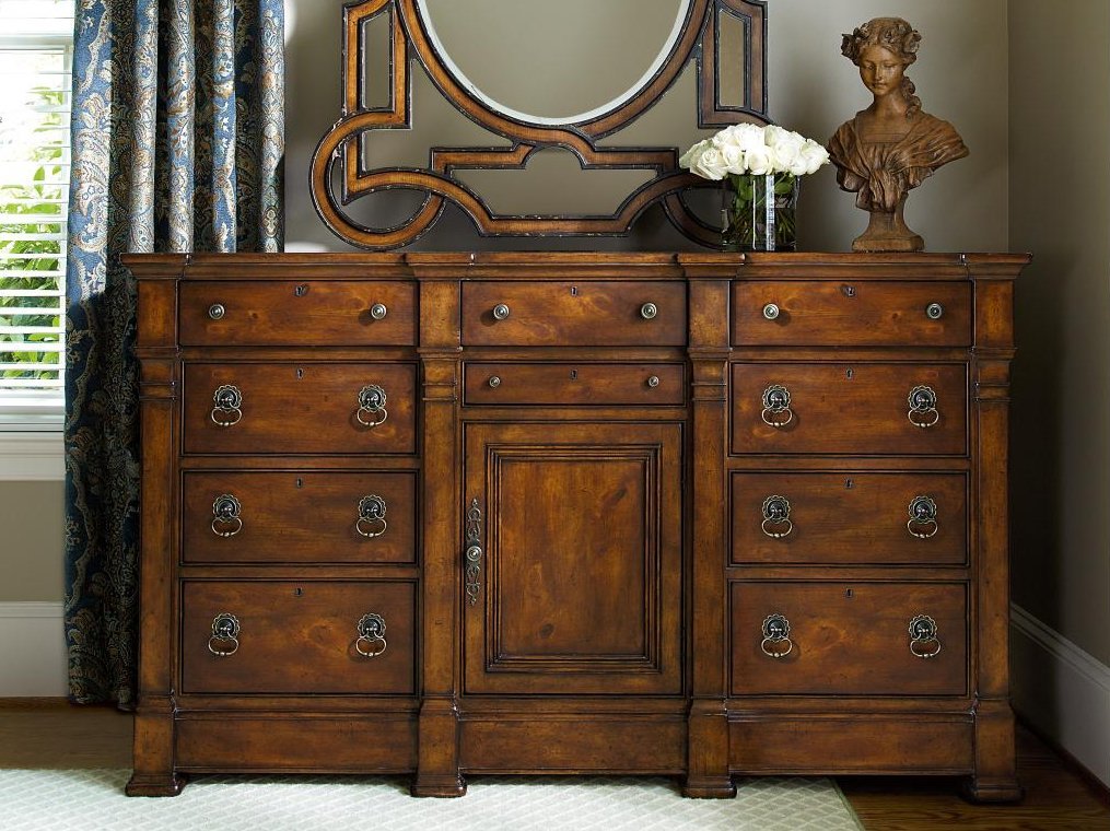 Комод с дверцей