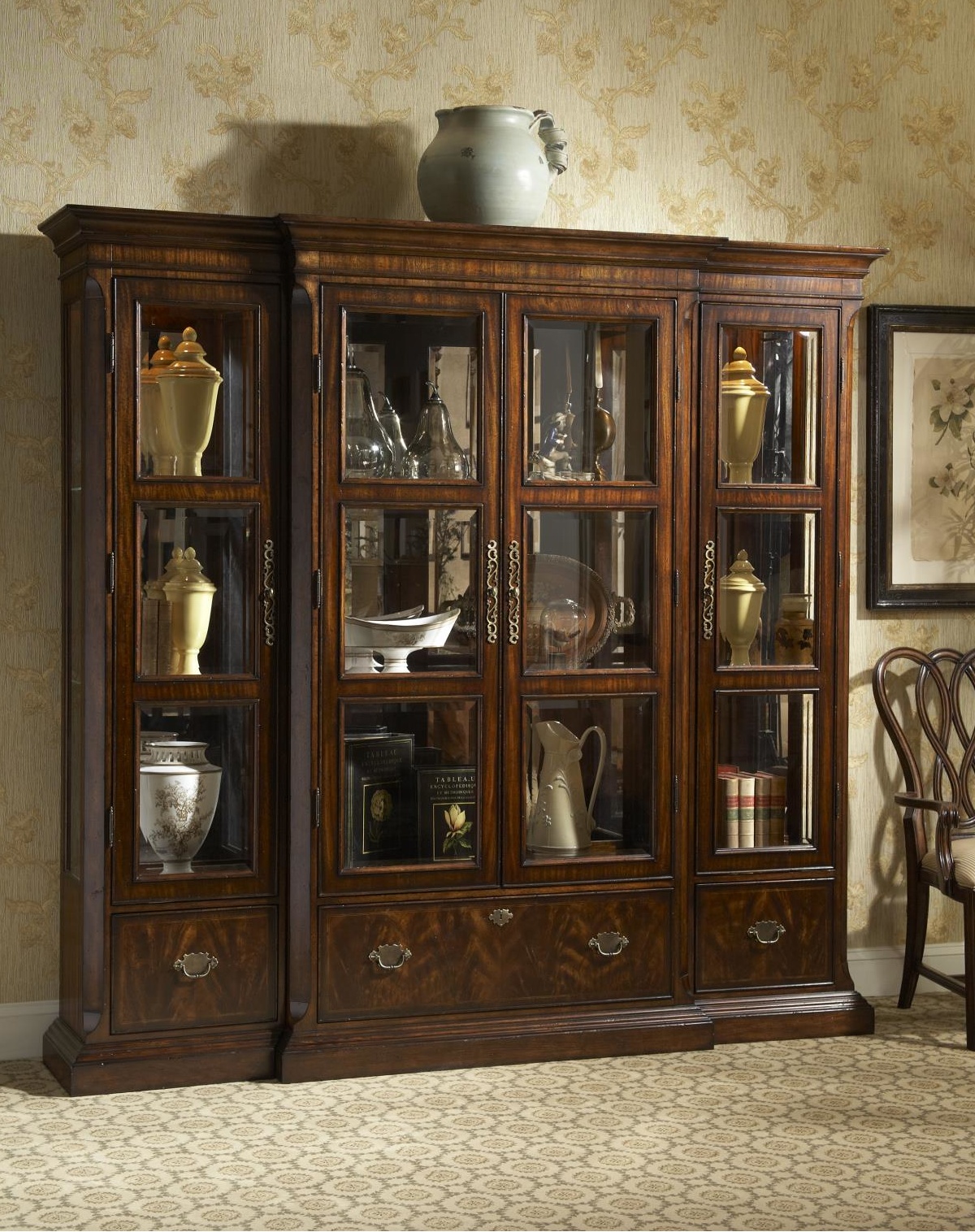 Витрина Curio HYDE PARK