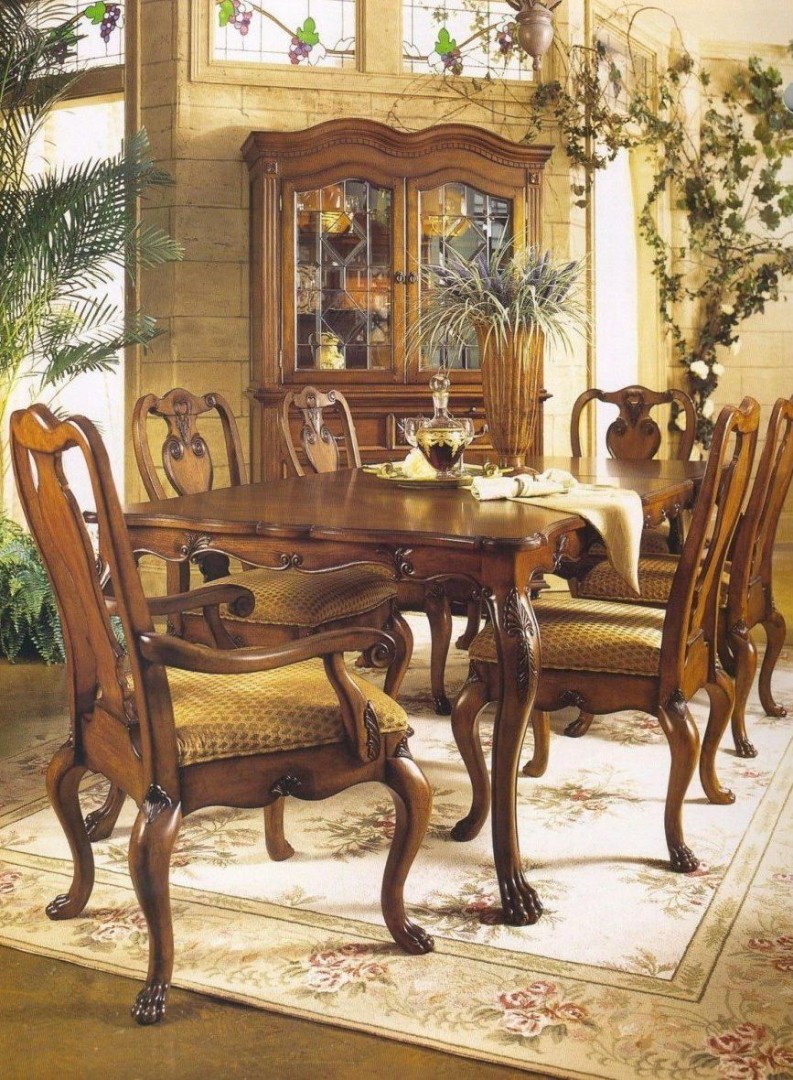 Стул с подлокотниками HEARTS OF WINE Raylen Vineyards