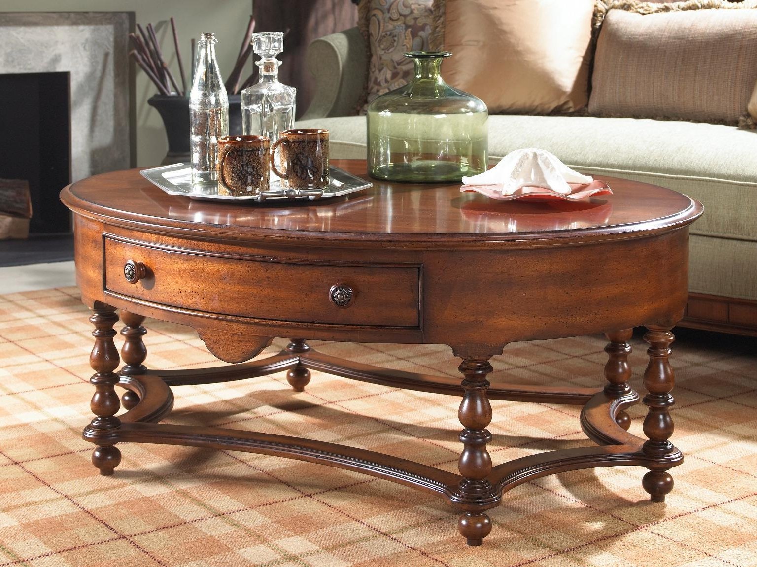 Столик коктейльный овальный SUMMER HOME