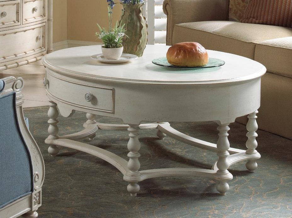 Столик коктейльный овальный SUMMER HOME белый