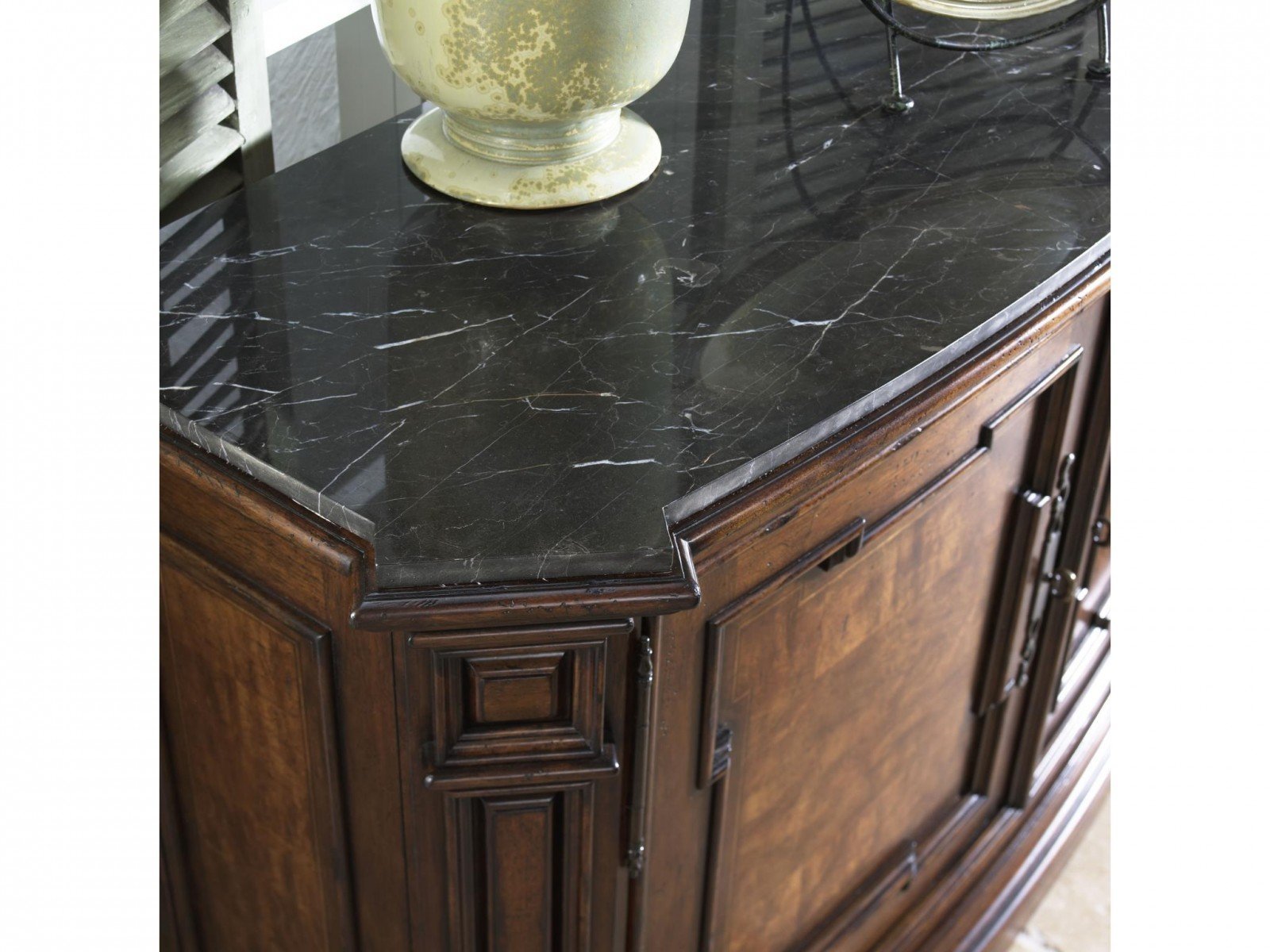 Буфет VINITERRA