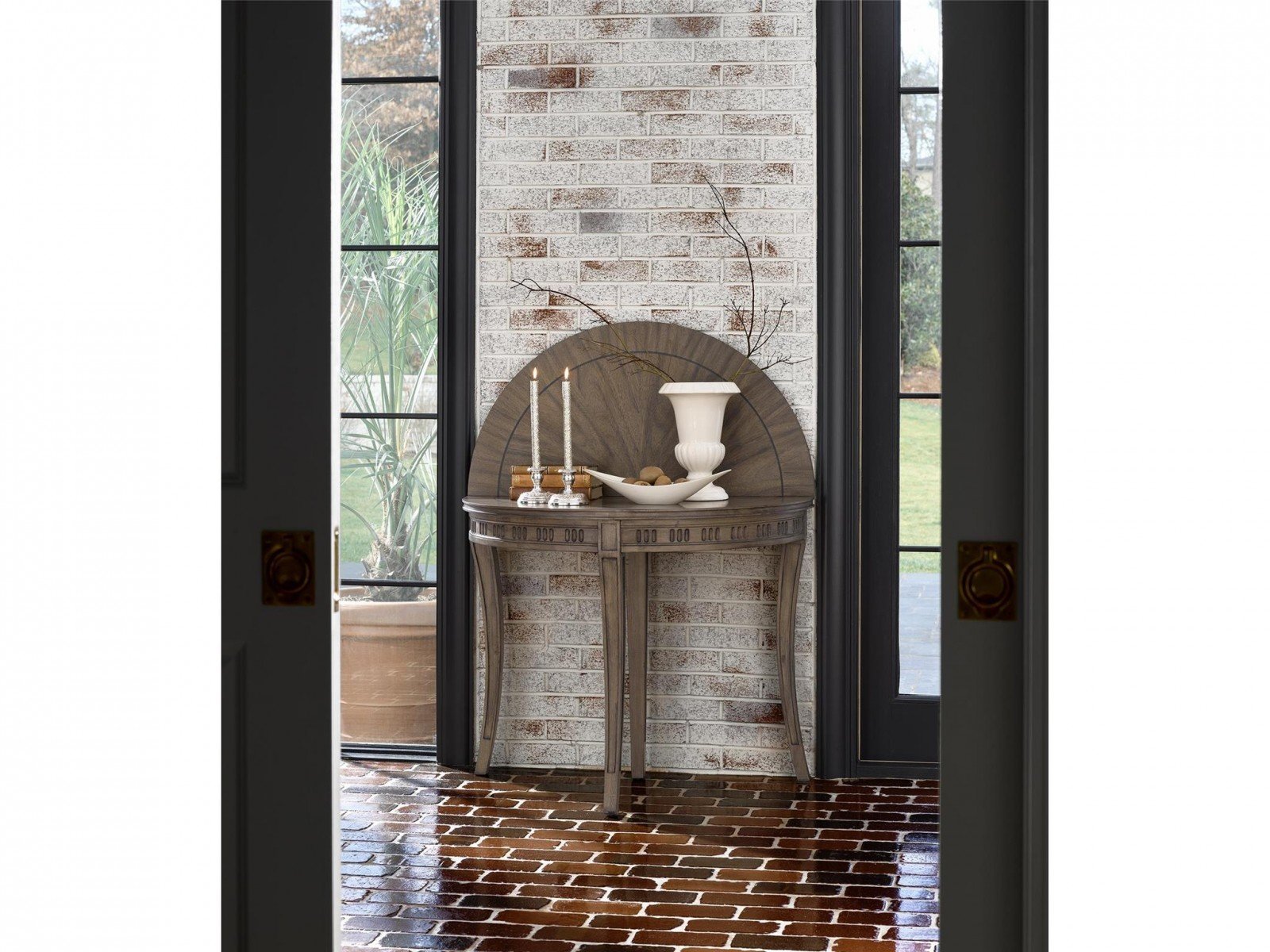 Консоль Gillian