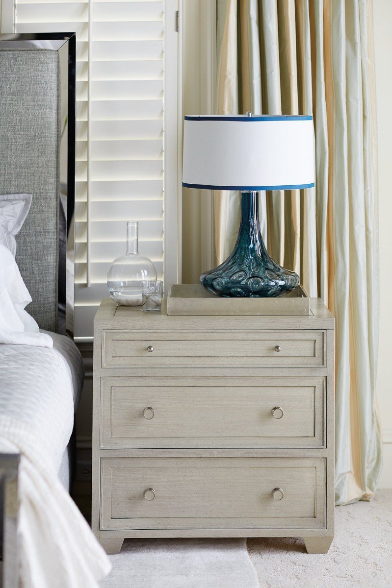 Прикроватная тумба 3 ящ. Criteria