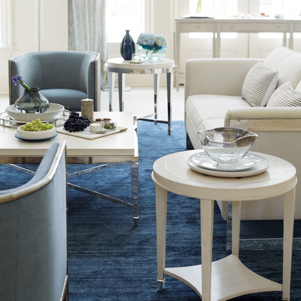 Столик Criteria