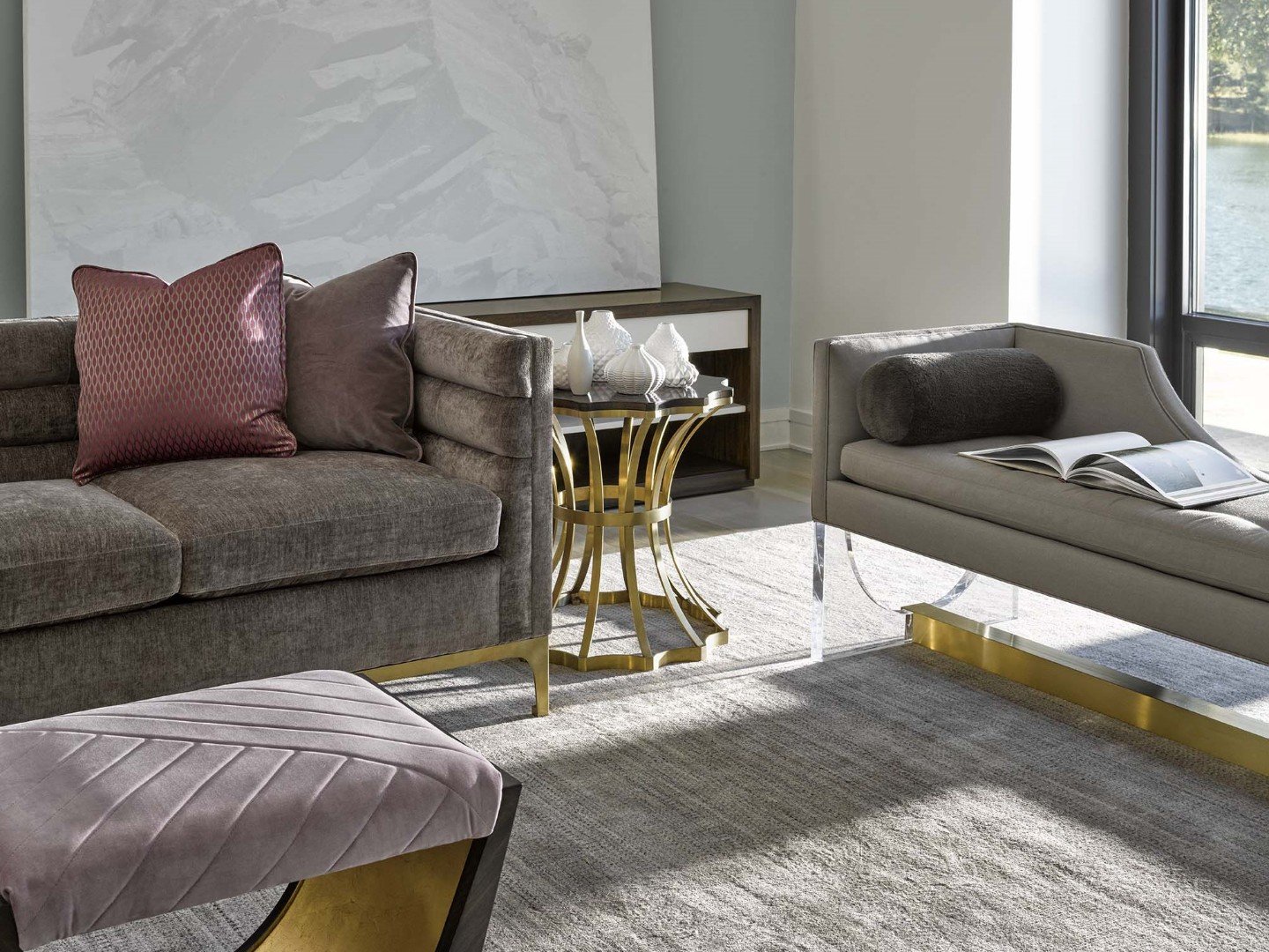 Столик придиванный runway