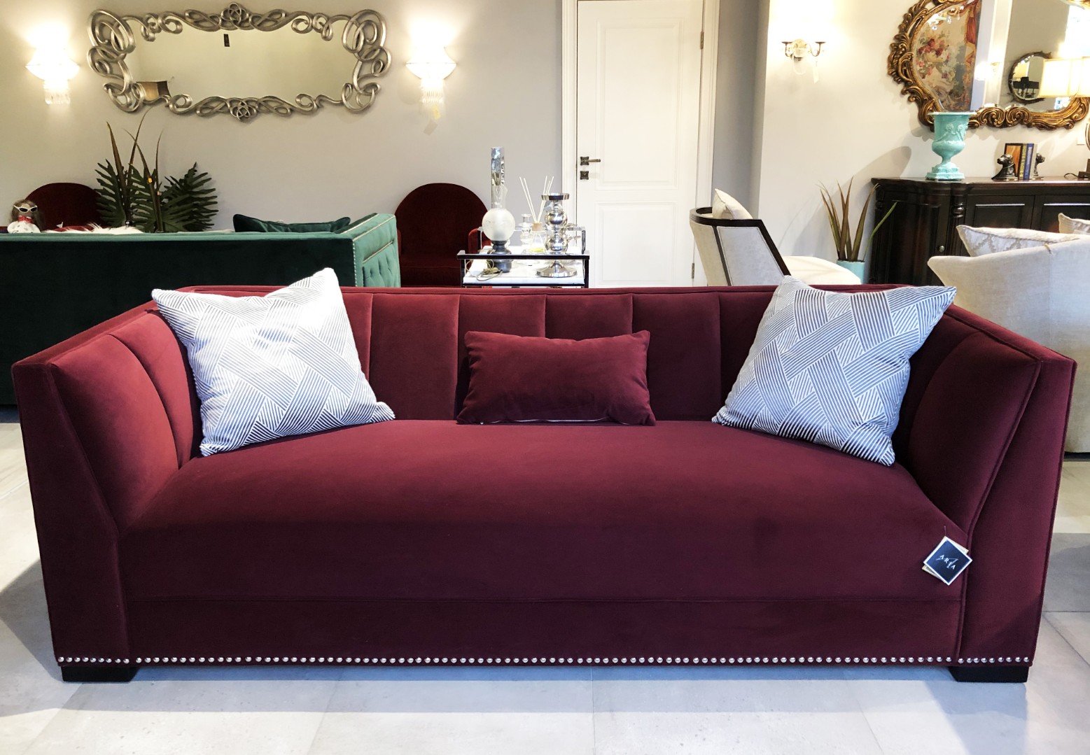 Диван PAIGE-RUBY