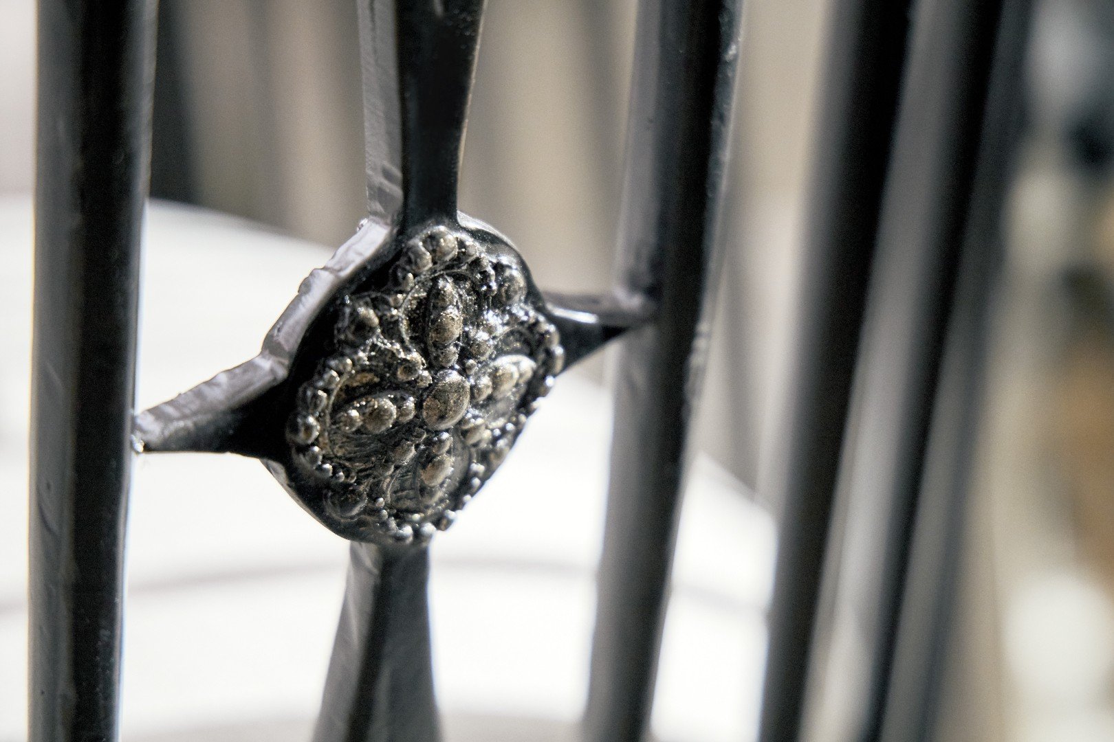 Кресло Sanctuary Couture Host