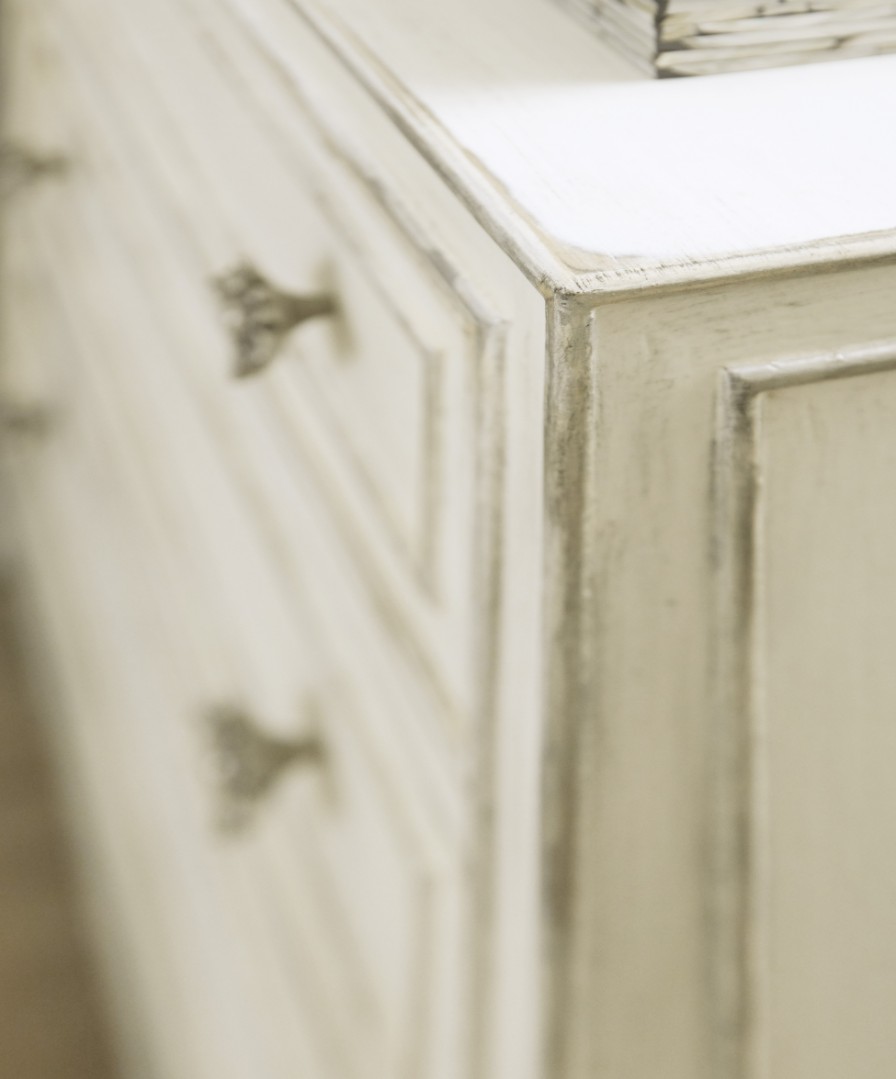 Комод Sanctuary Anastasie Dresser