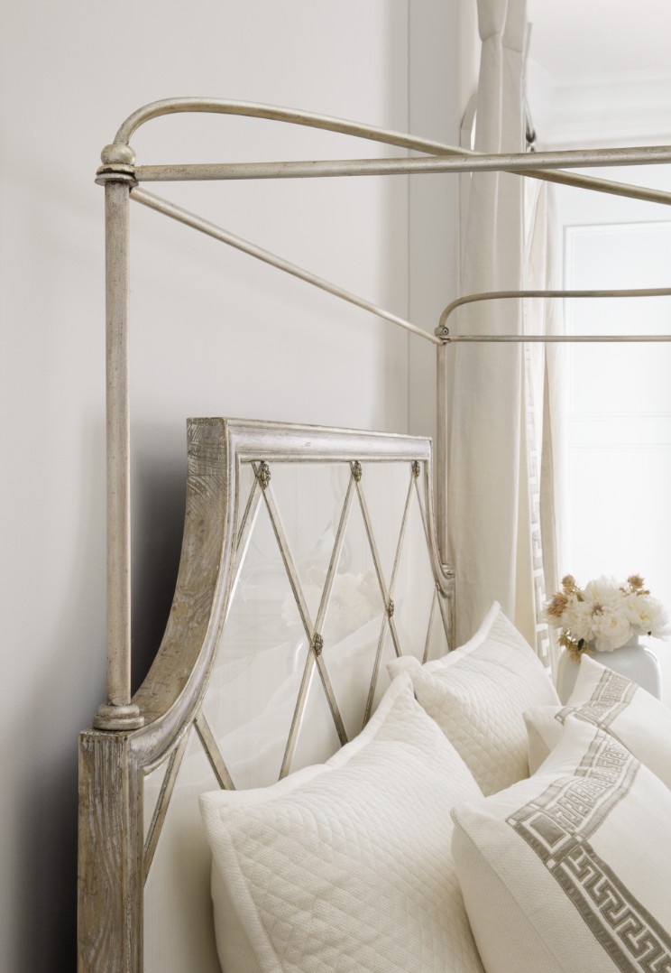 Кровать Sanctuary Diamont Canopy King Panel Bed