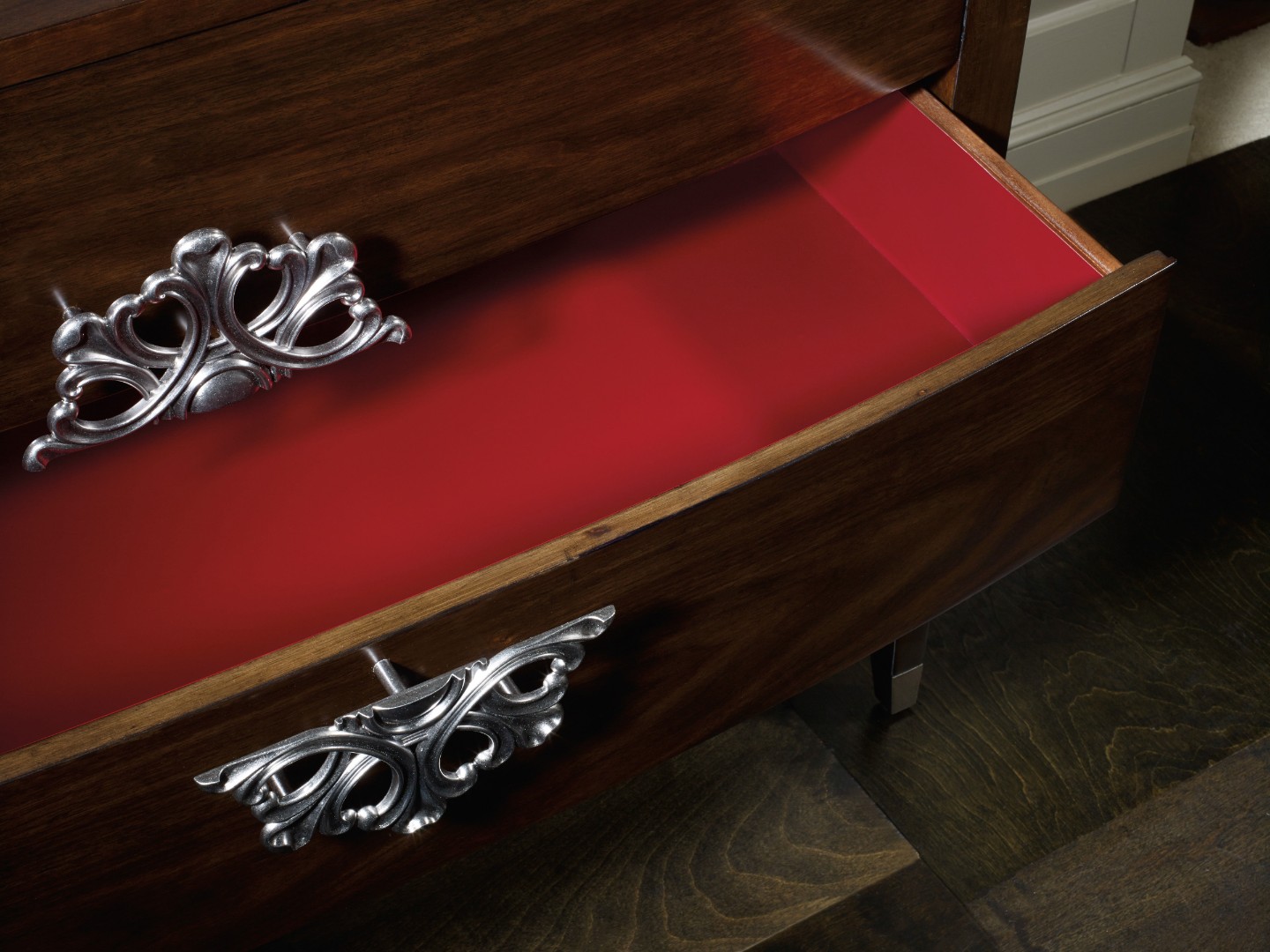 Консоль Melange Medallion Console